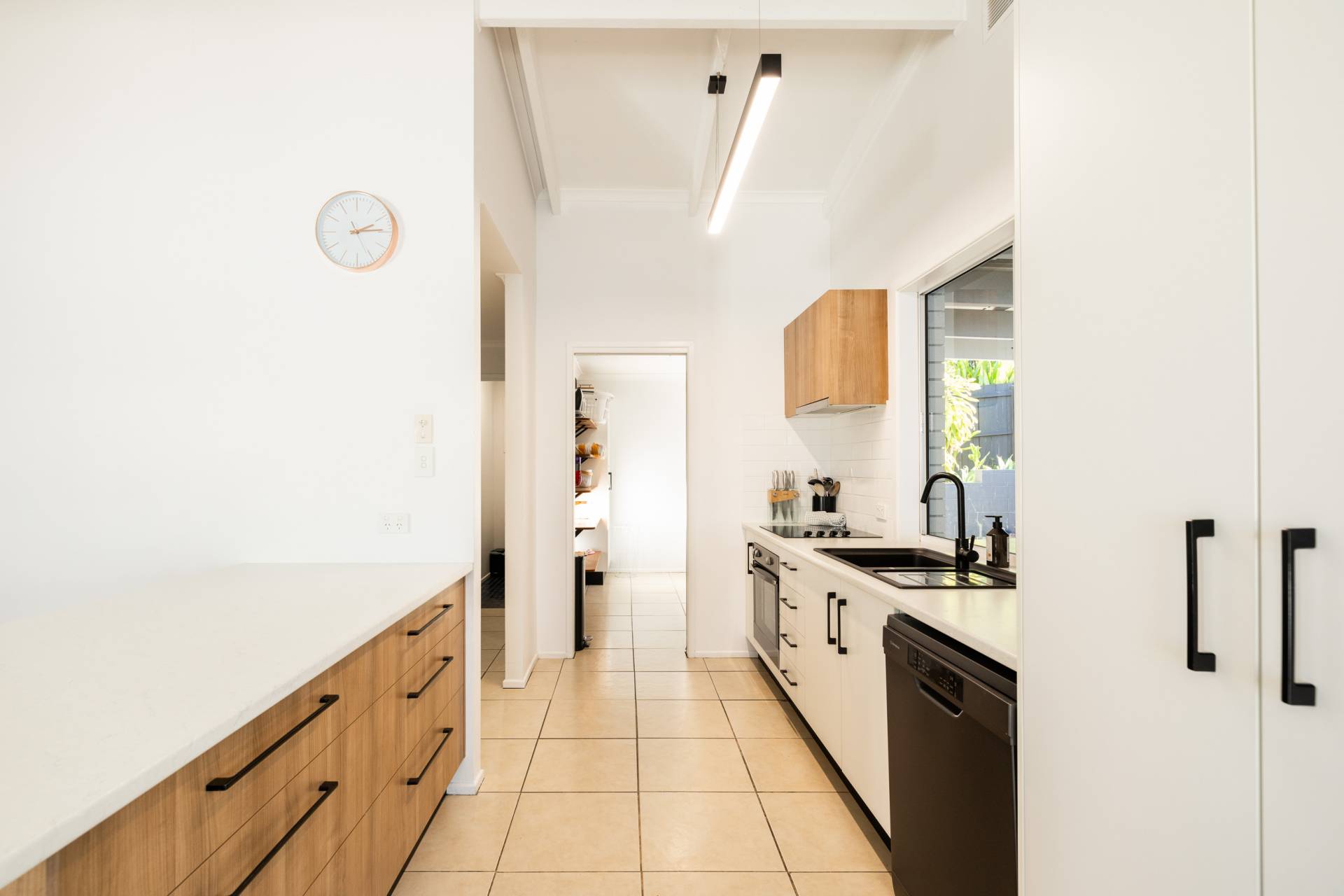 1 Aruma Court, Mooloolaba - Thumbnail 5