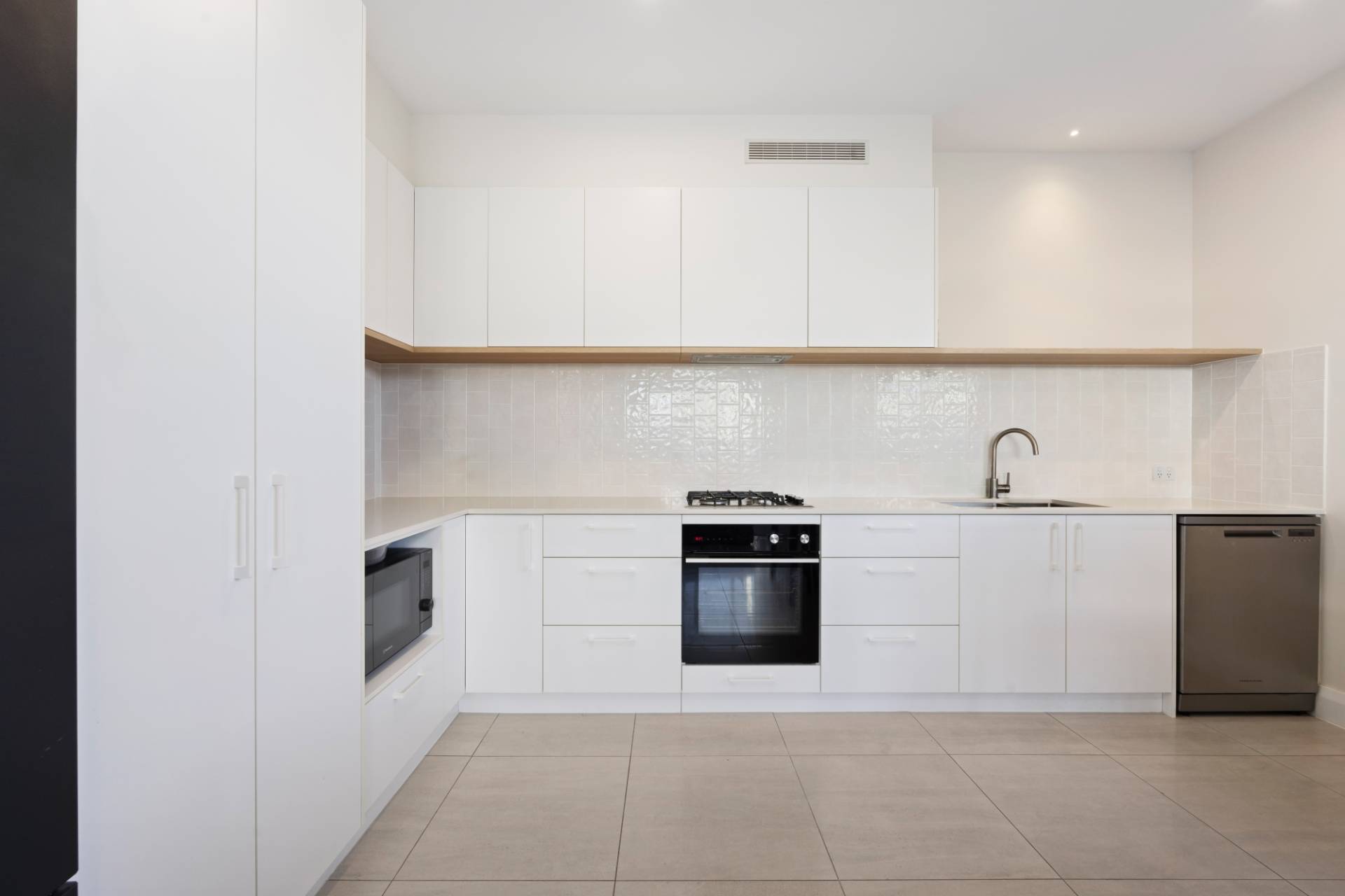 13/1 Affinity Place, Birtinya - Thumbnail 4