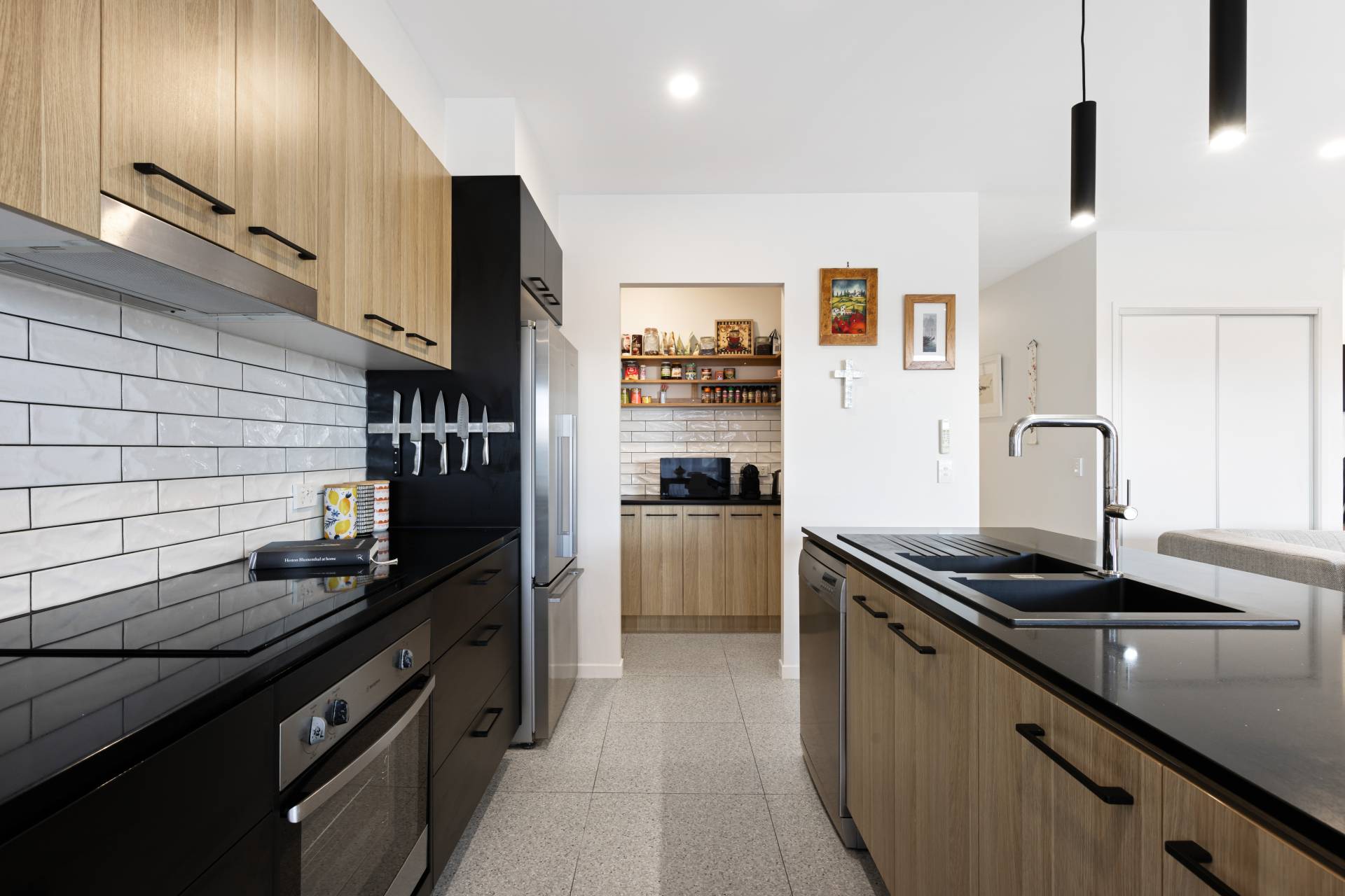 44 Roseleaf Crescent, Palmview - Thumbnail 4