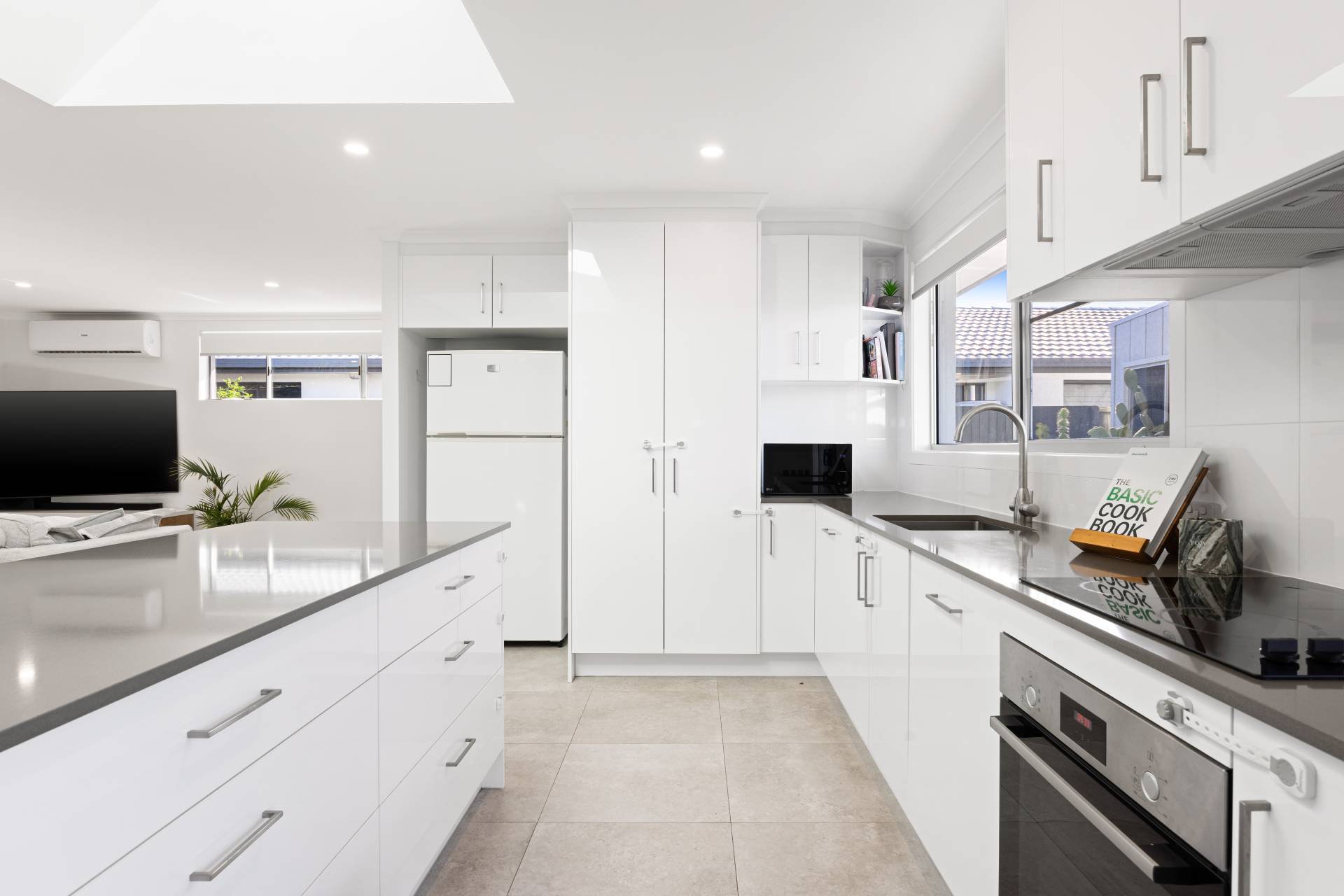 33 Jessica Boulevard, Minyama - Thumbnail 8