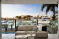 Minyama Magnificence: North Facing Waterfront Entertainer