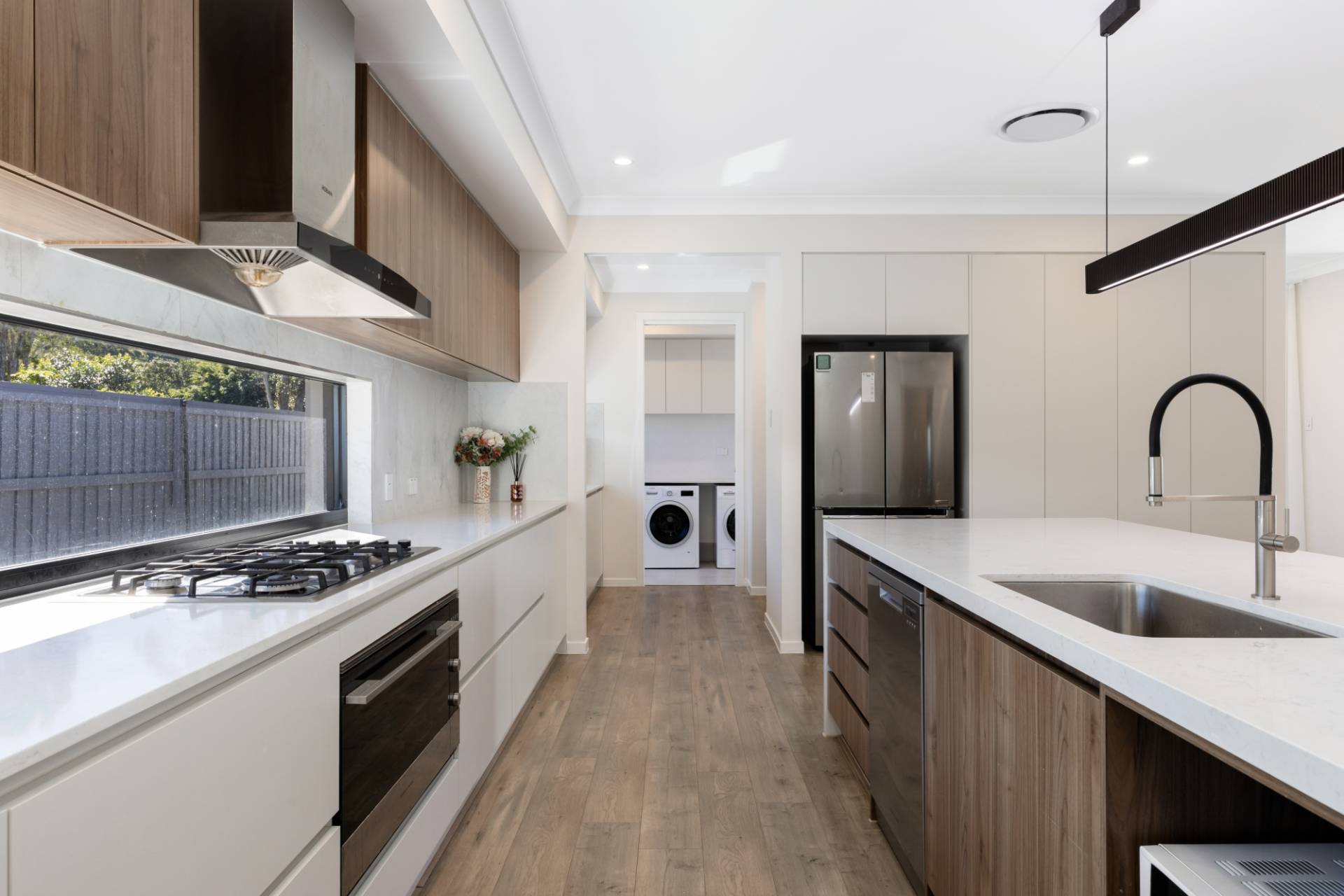 14 Meads Road, Tanawha - Thumbnail 6
