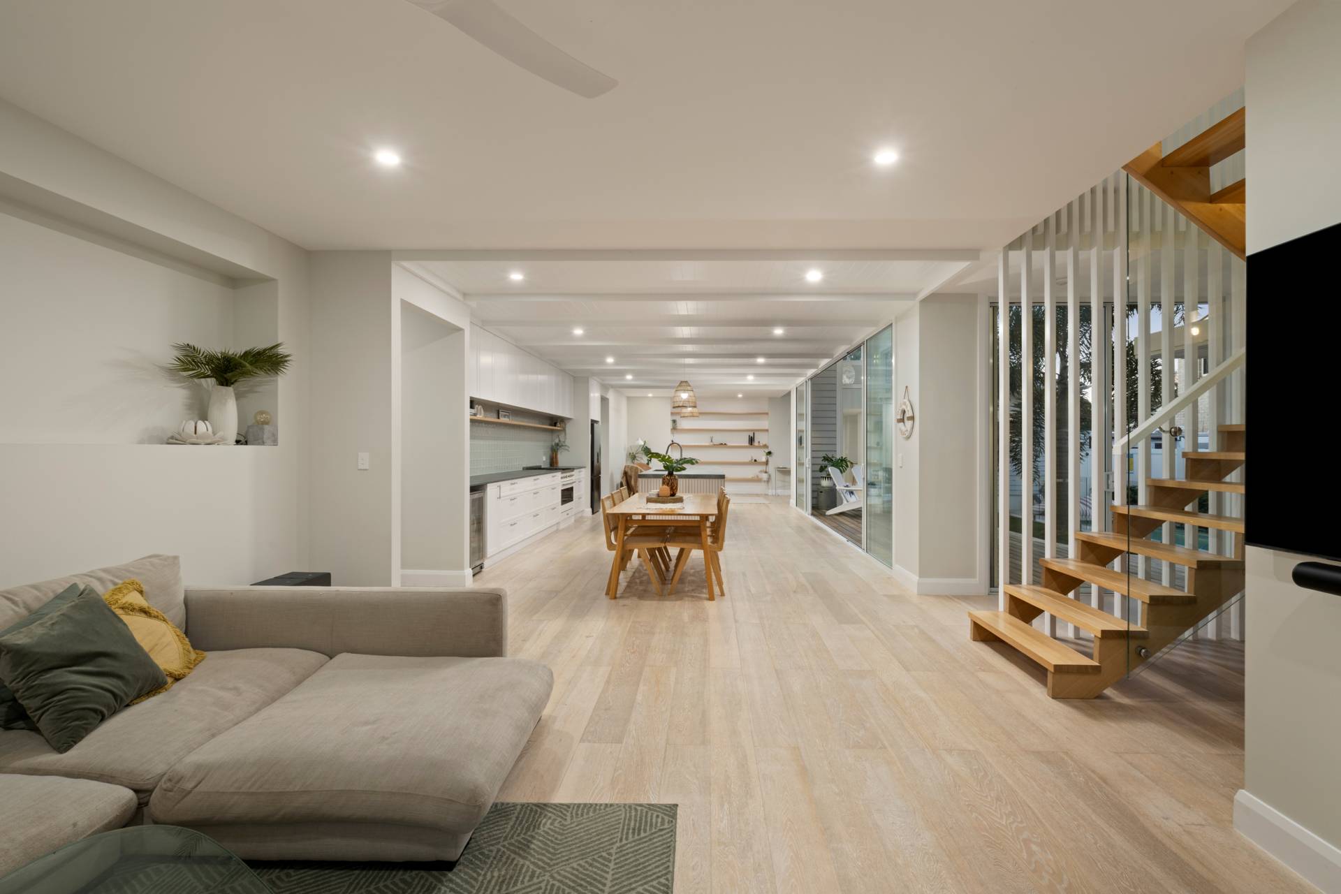 7  Sassifras Street, Mudjimba - Thumbnail 7