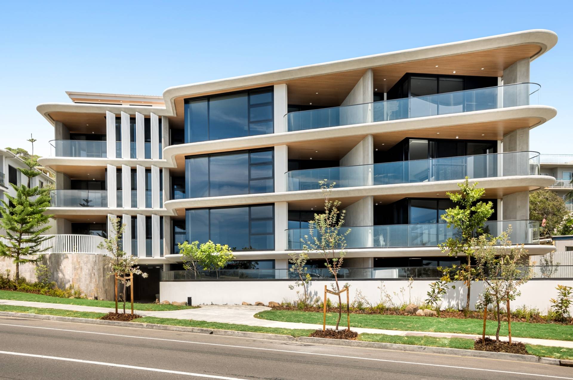 123, 131 Coolum Terrace, Coolum Beach - Thumbnail 2