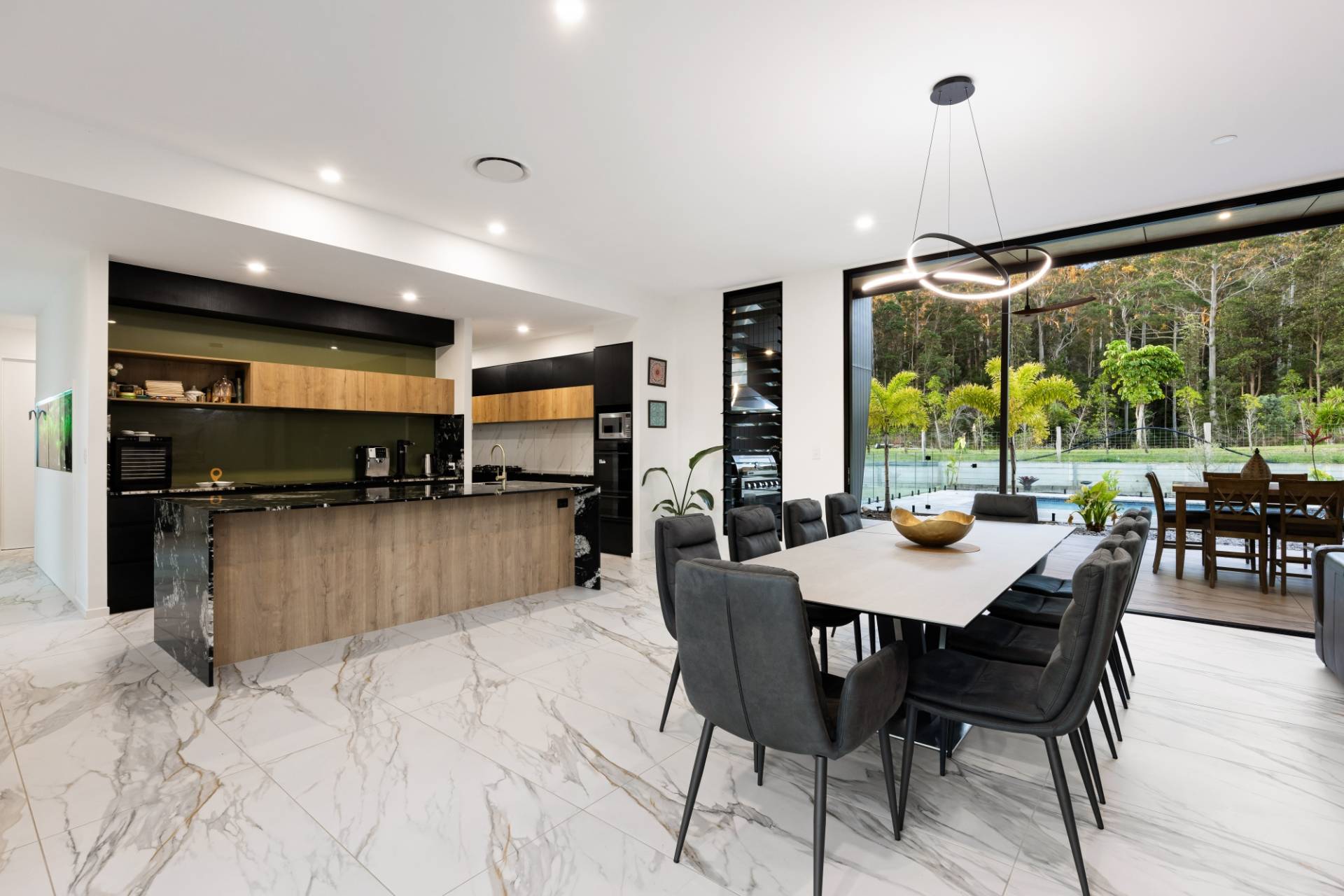 15 Hazel Place, Glenview - Thumbnail 4