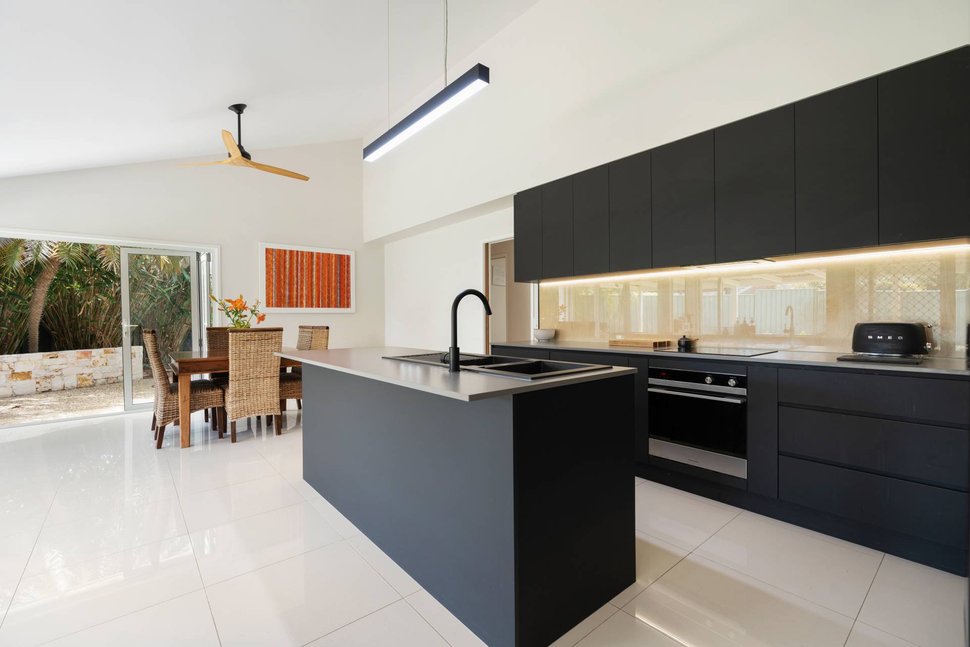 5 Julie Court, Mooloolaba - Thumbnail 3