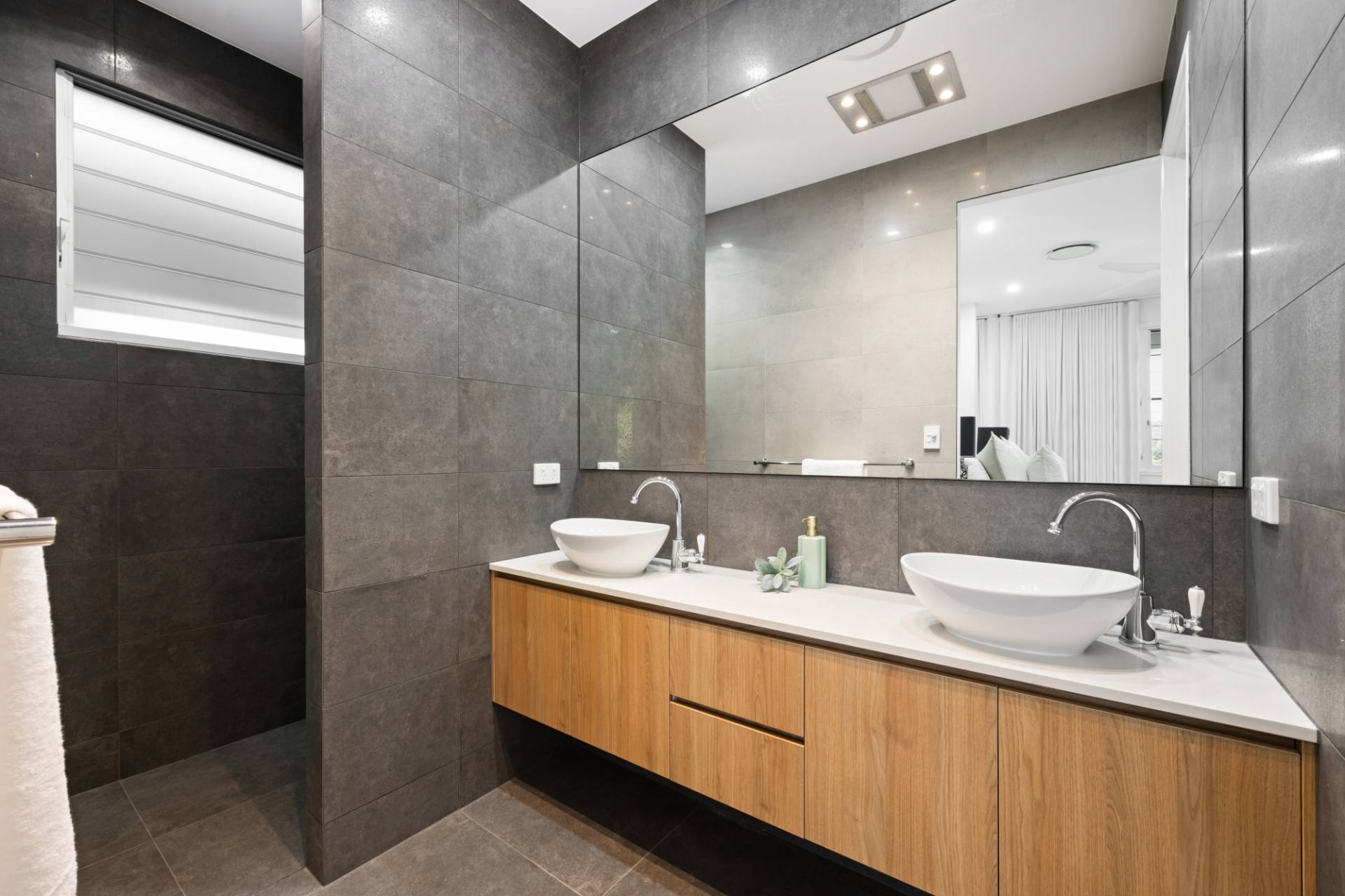 35 Clearview Place, Rosemount - Thumbnail 8
