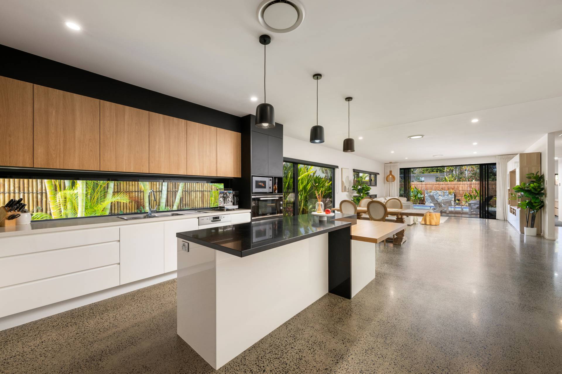 15 Palm Avenue, Coolum Beach - Thumbnail 3