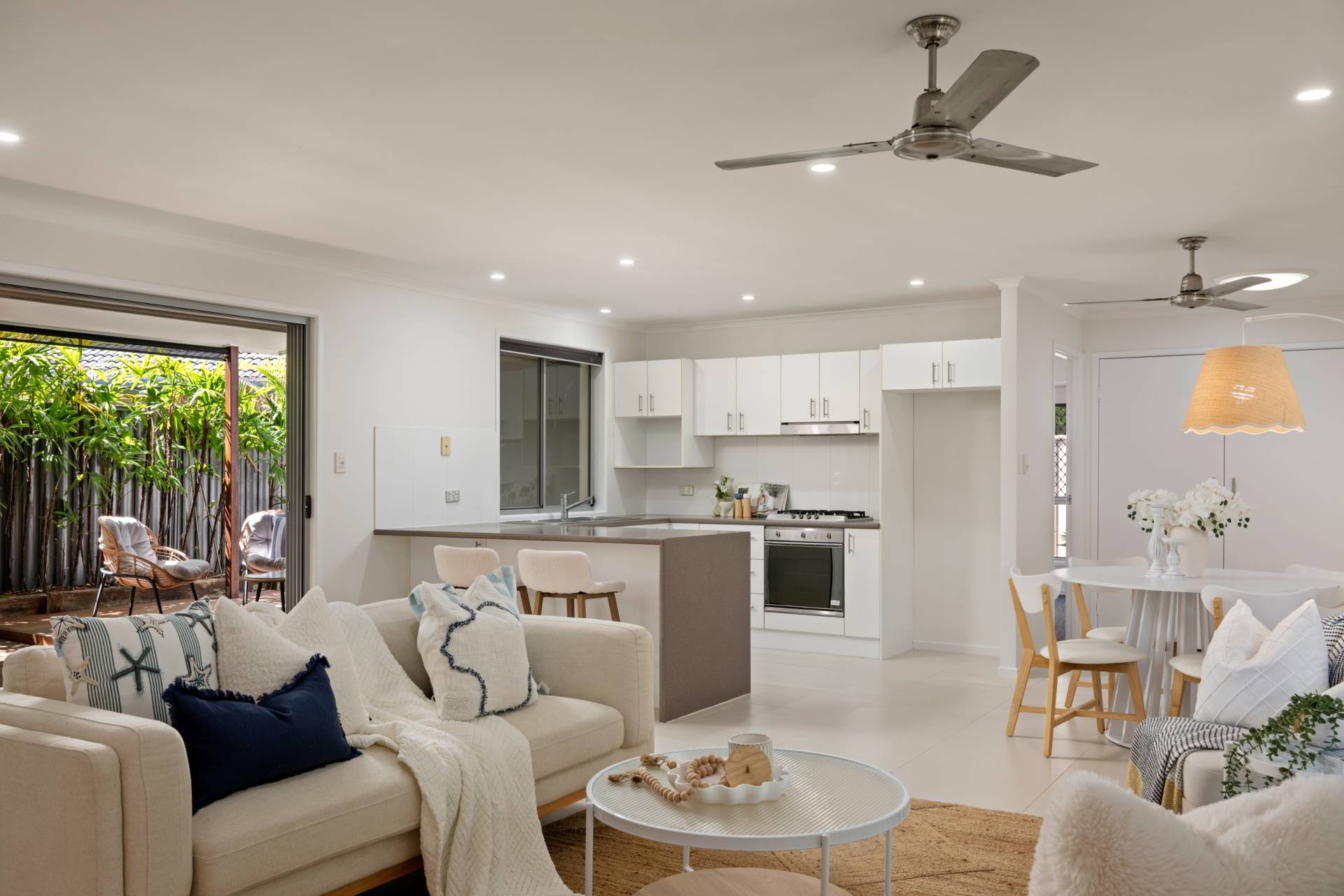 1/5 Carrothool Place, Mooloolaba - Thumbnail 4