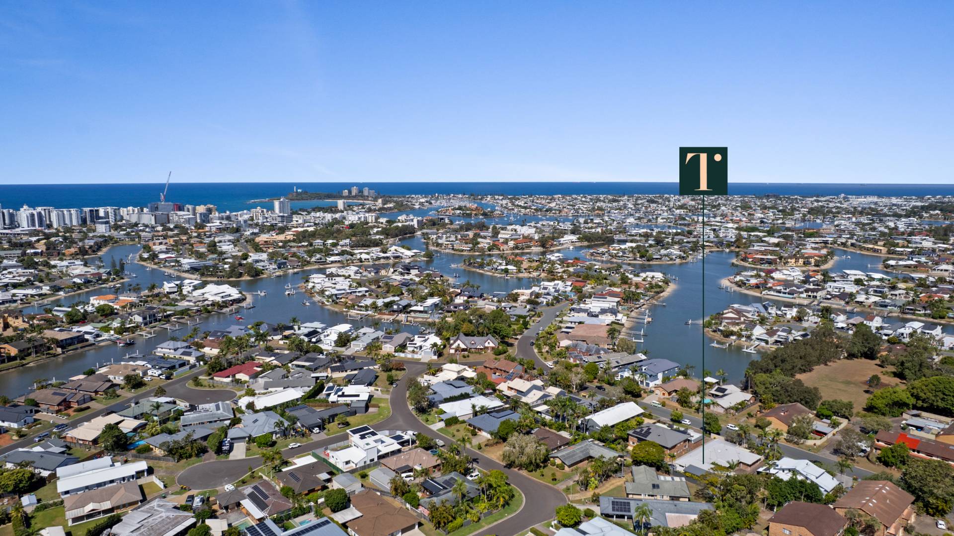 1/5 Carrothool Place, Mooloolaba - Thumbnail 2