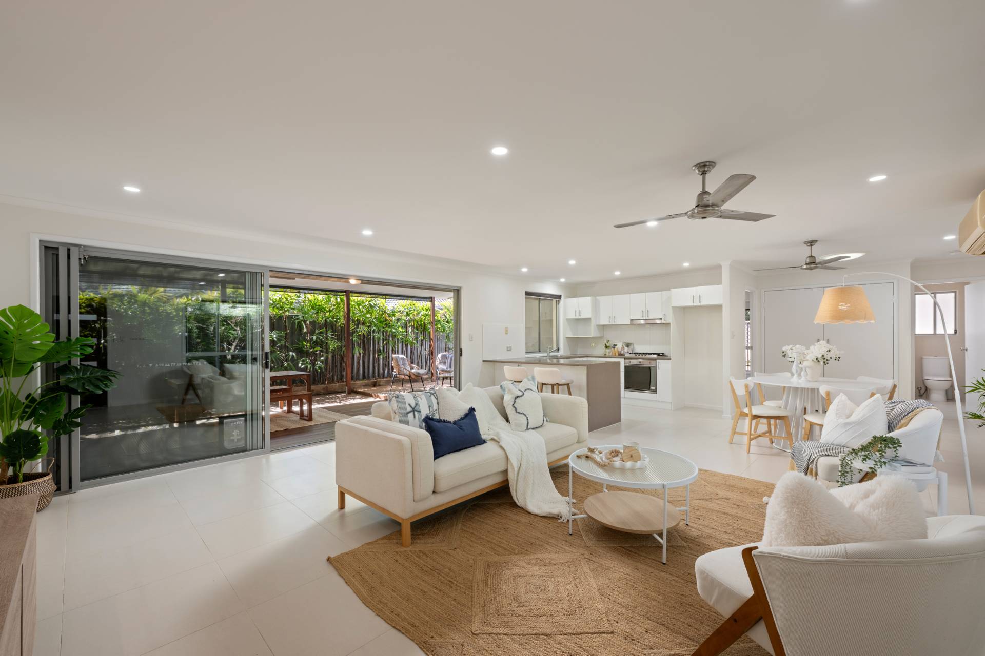 1/5 Carrothool Place, Mooloolaba - Thumbnail 5