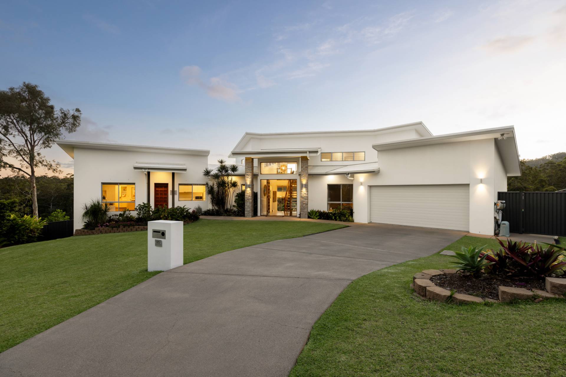 85 Palmview Forest Drive, Palmview - Image 1