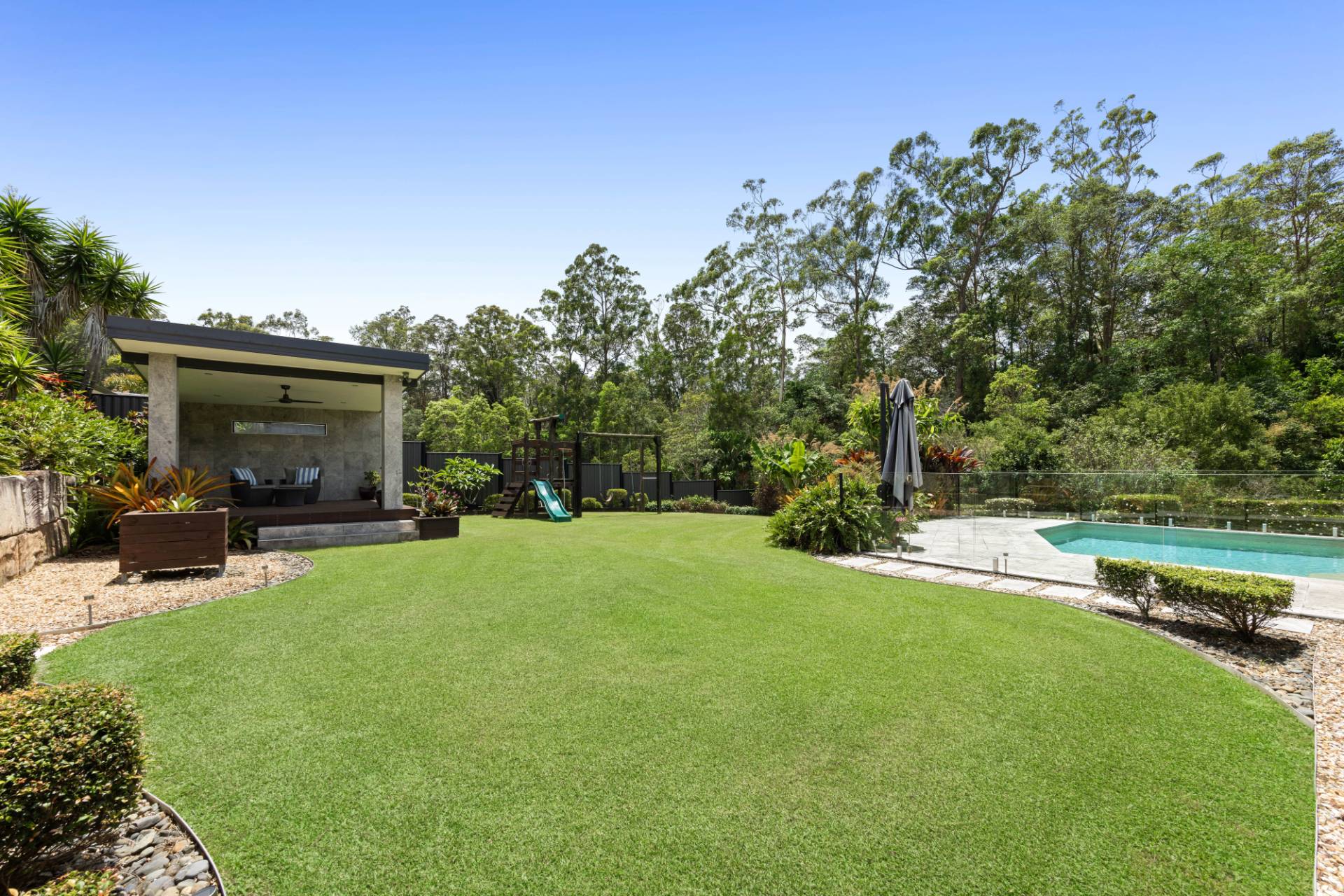 66 Palmview Forest Drive, Palmview - Thumbnail 2