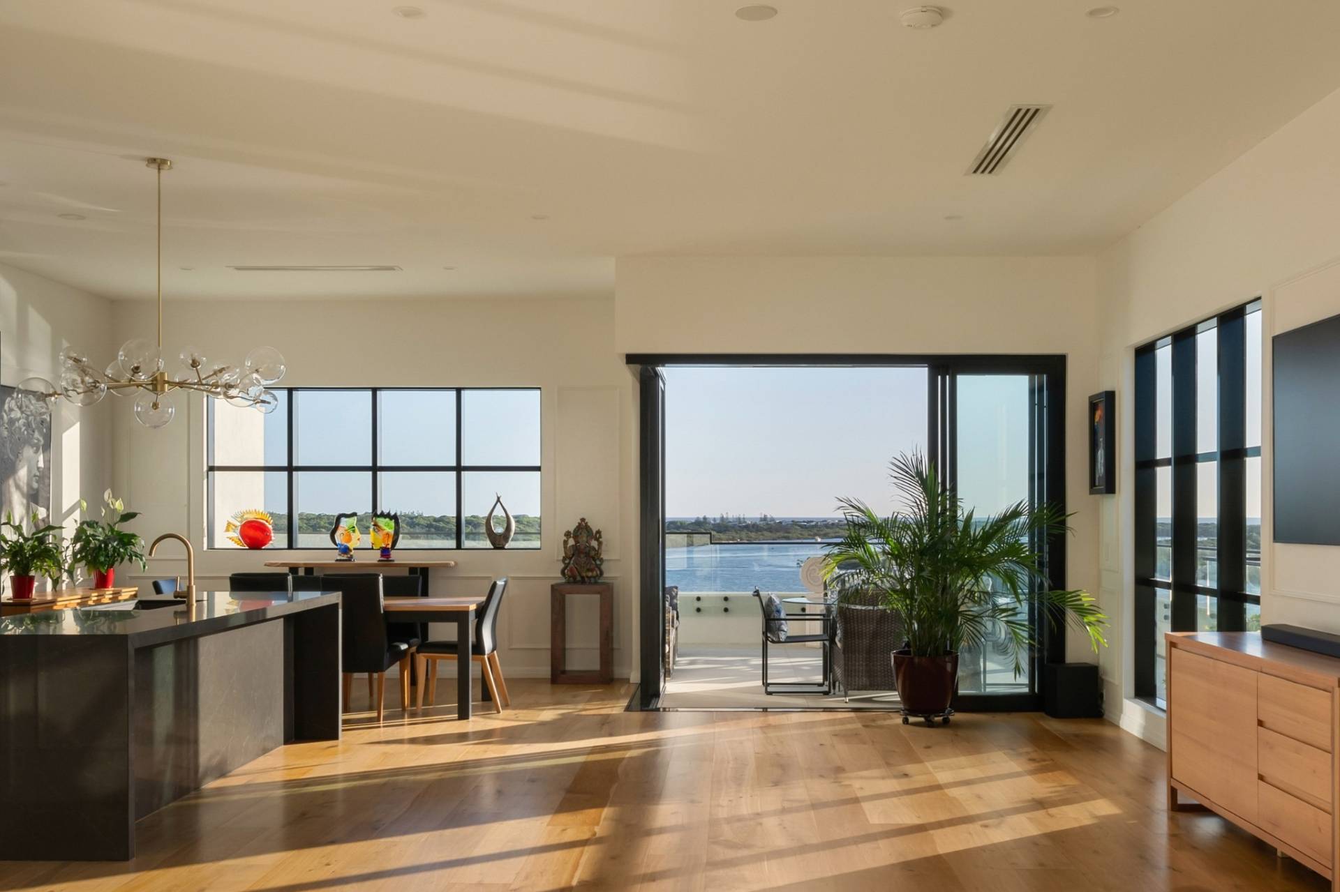 37/26 Picnic Point Esplanade, Maroochydore - Thumbnail 2