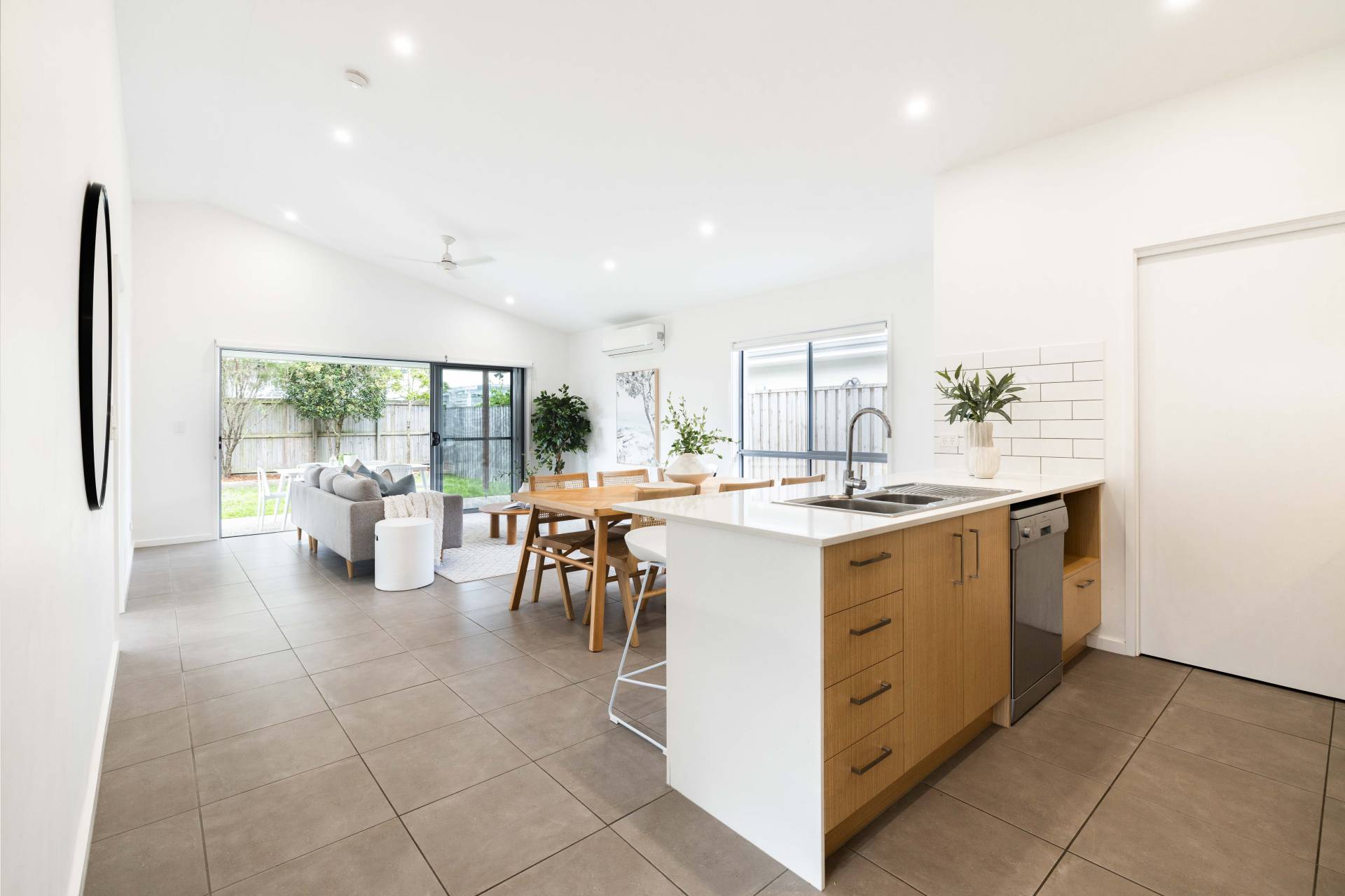 31 Sunray Avenue, Palmview - Thumbnail 4