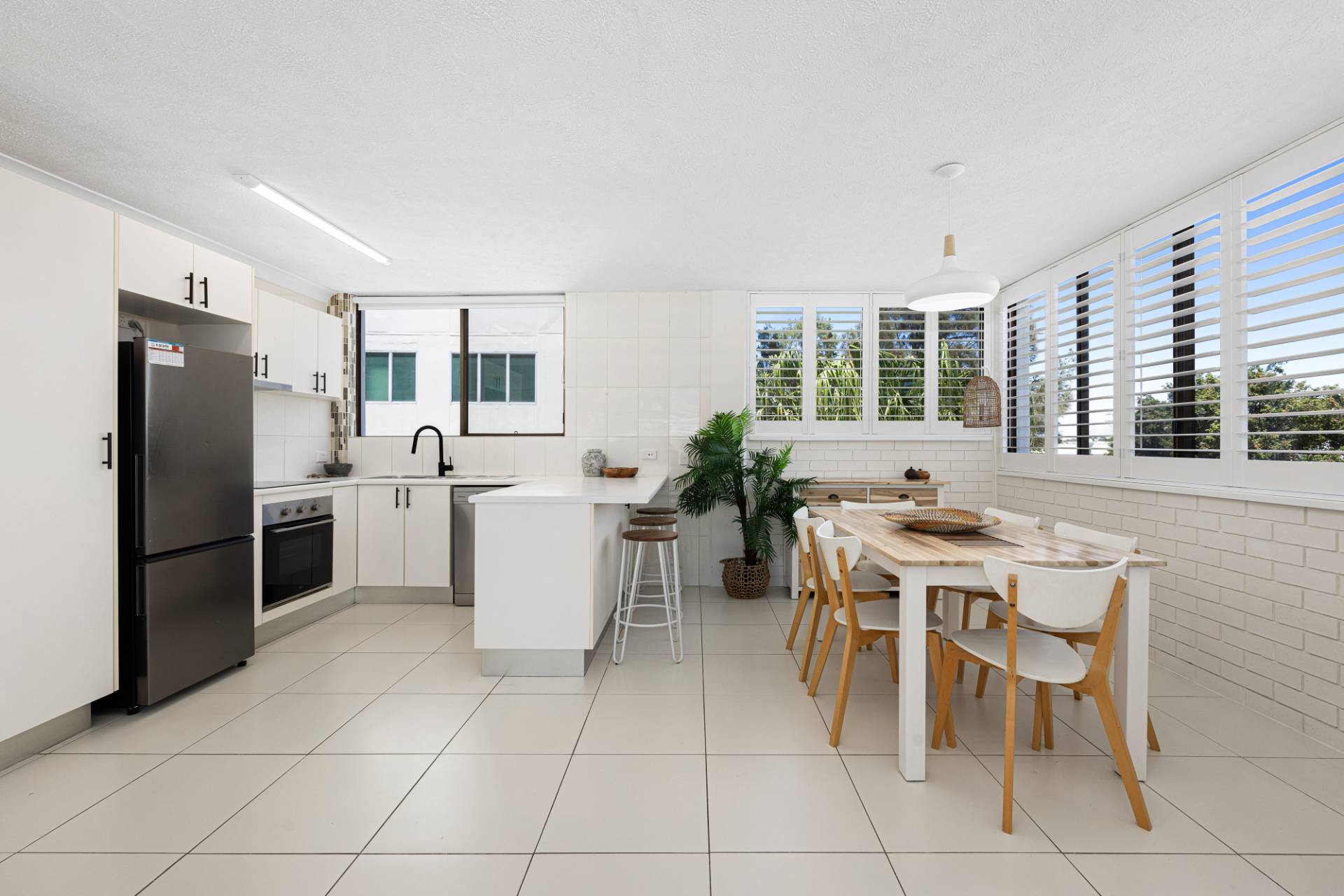 3/73 Landsborough Parade, Golden Beach - Thumbnail 3