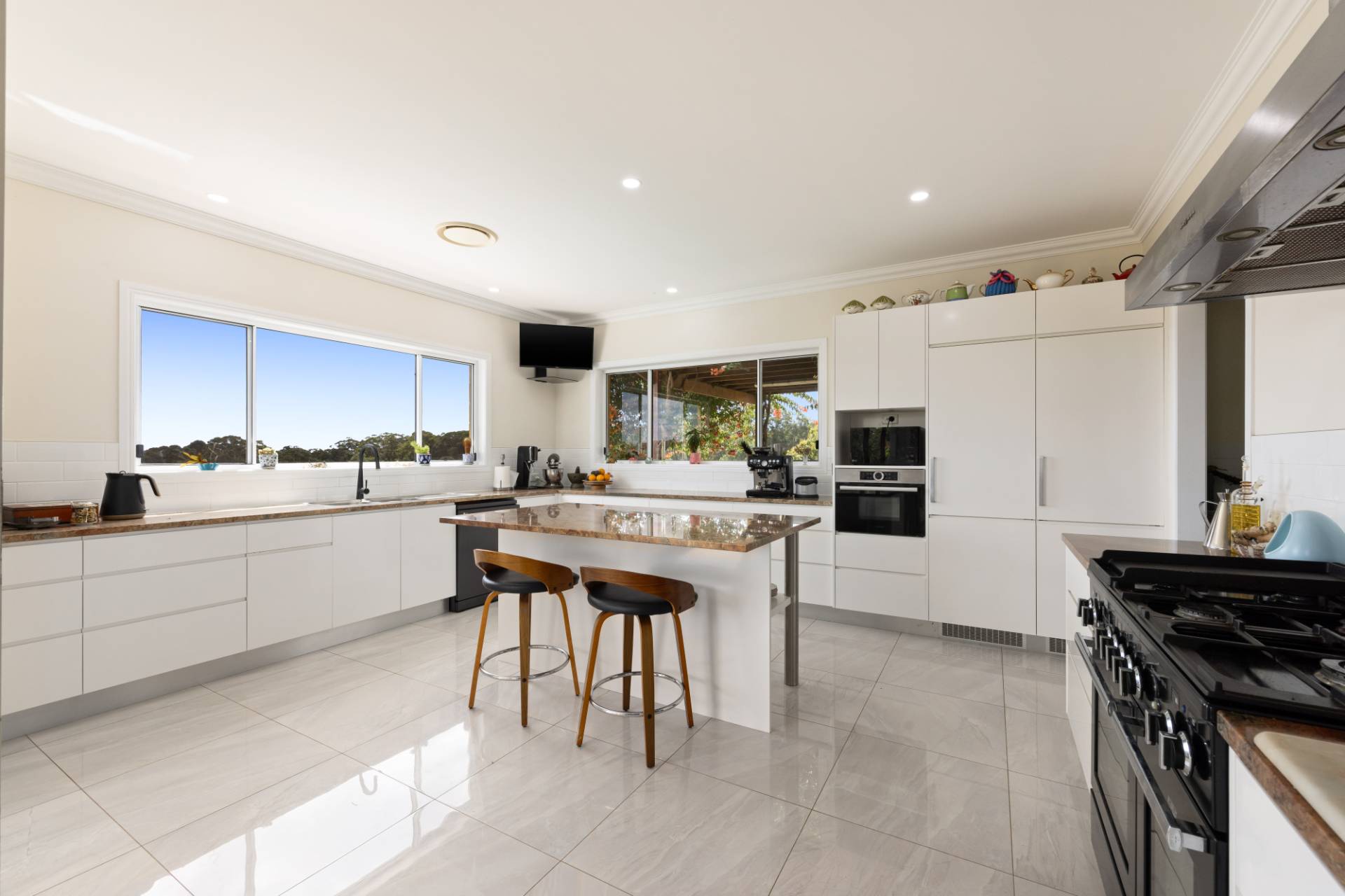 303 Blackall Range Road, West Woombye - Thumbnail 6