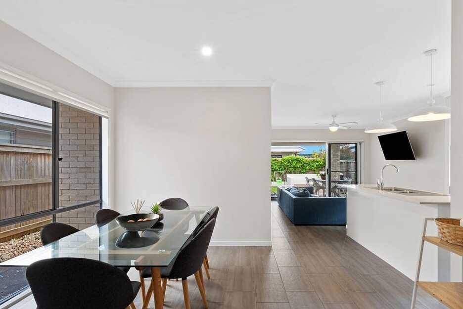 29 Sunray Avenue, Palmview - Thumbnail 6