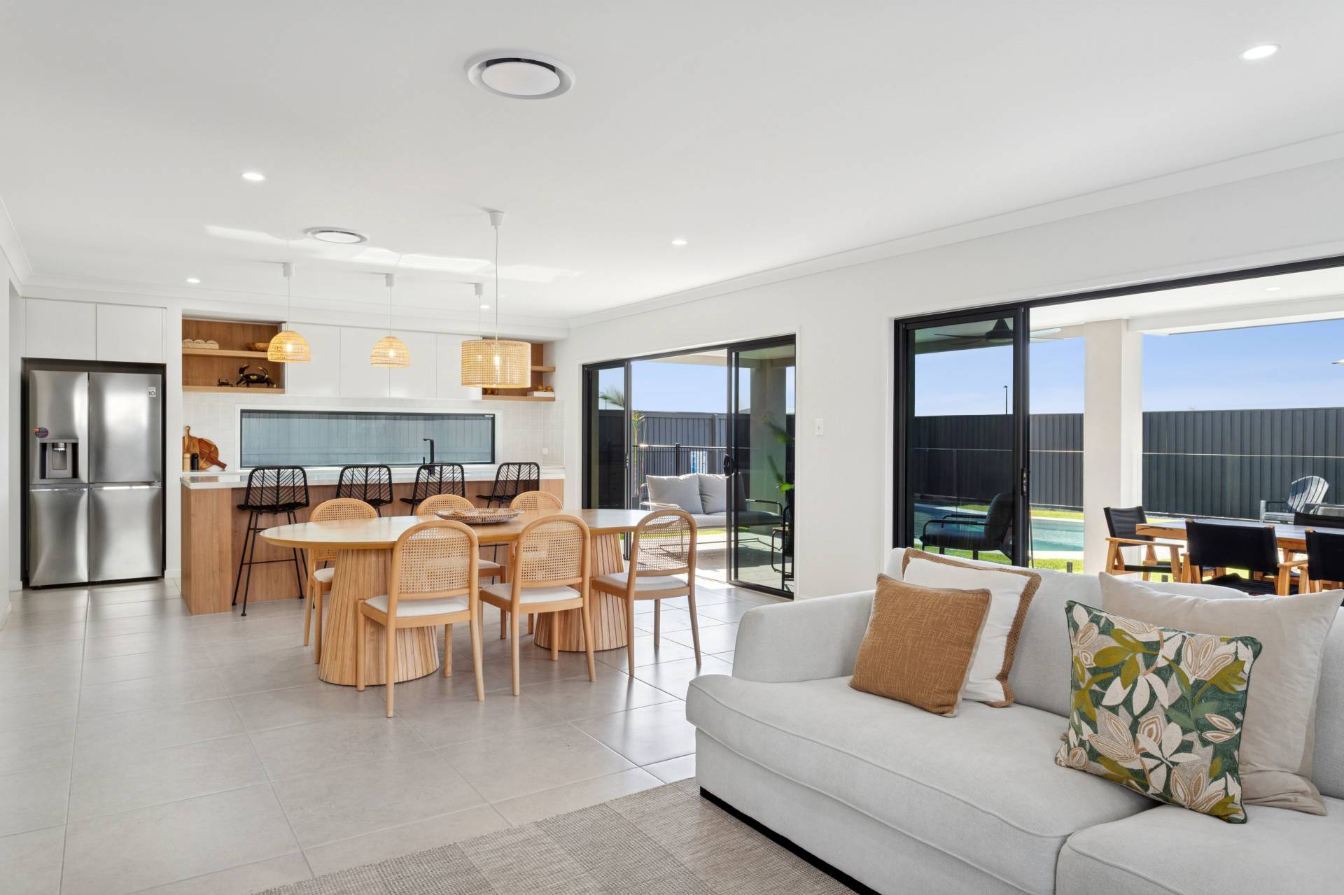 13 Poinciana Avenue, Nirimba - Thumbnail 8