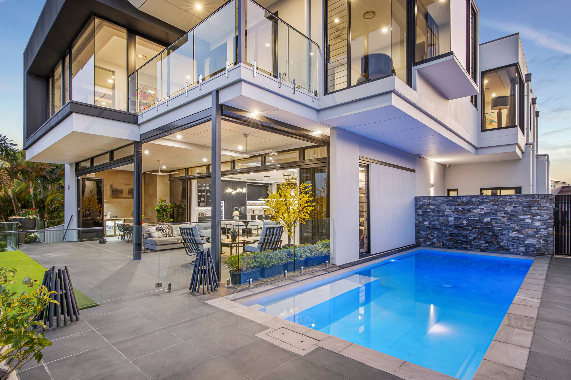 9 Temple Island Circuit, Oxenford - Thumbnail 2