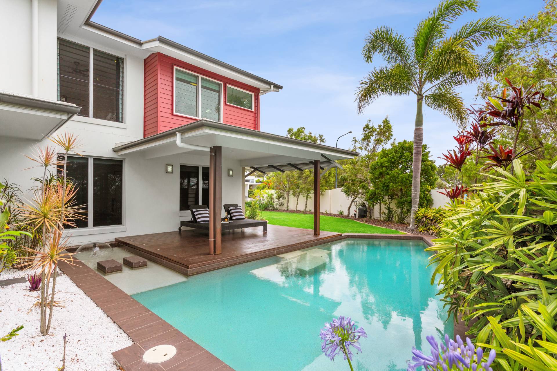 48 Whitehaven Way, Pelican Waters - Thumbnail 2