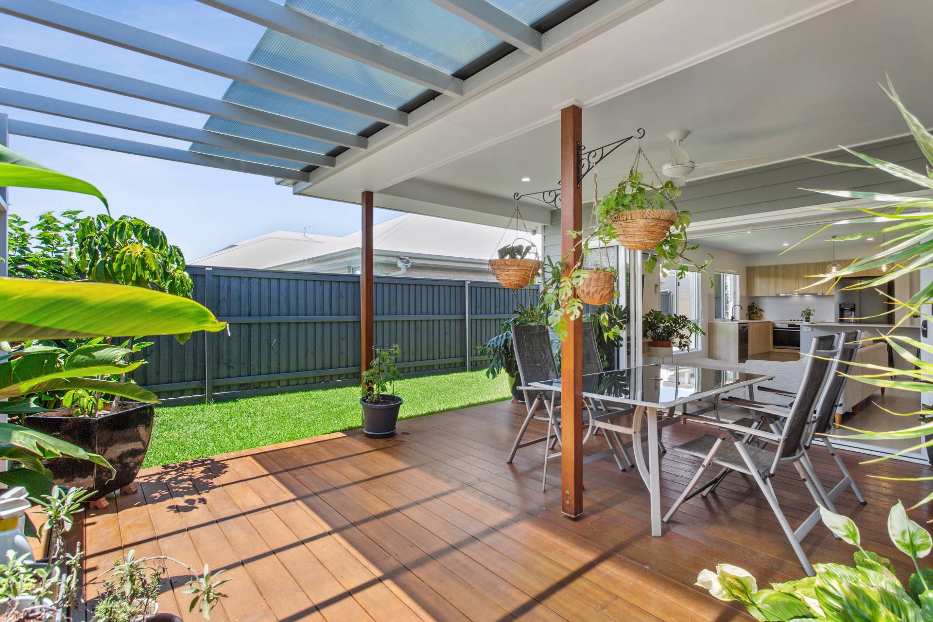 1 Kirsten Circuit, Bells Creek - Thumbnail 2