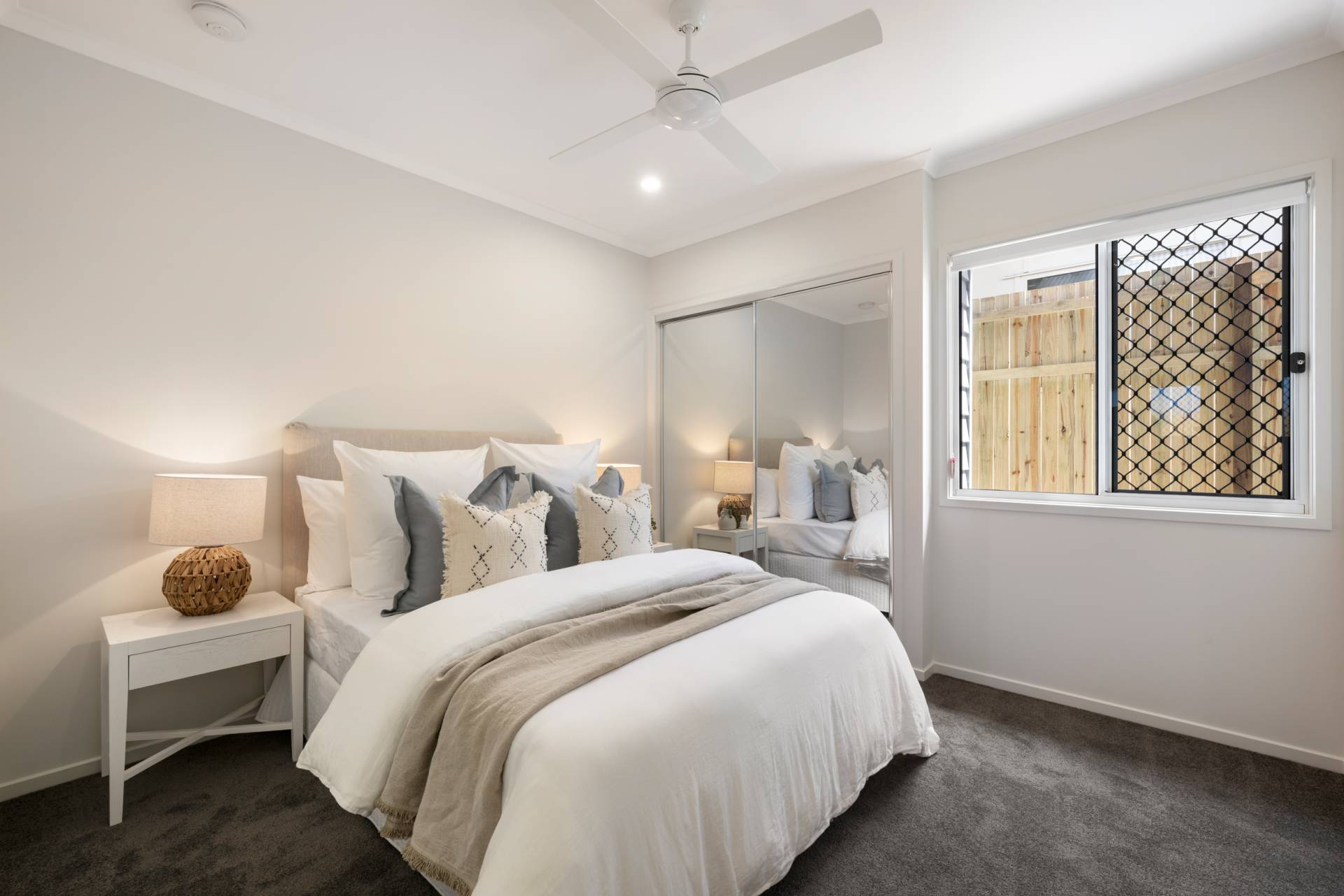 18 Highpoint Place, Little Mountain - Thumbnail 7