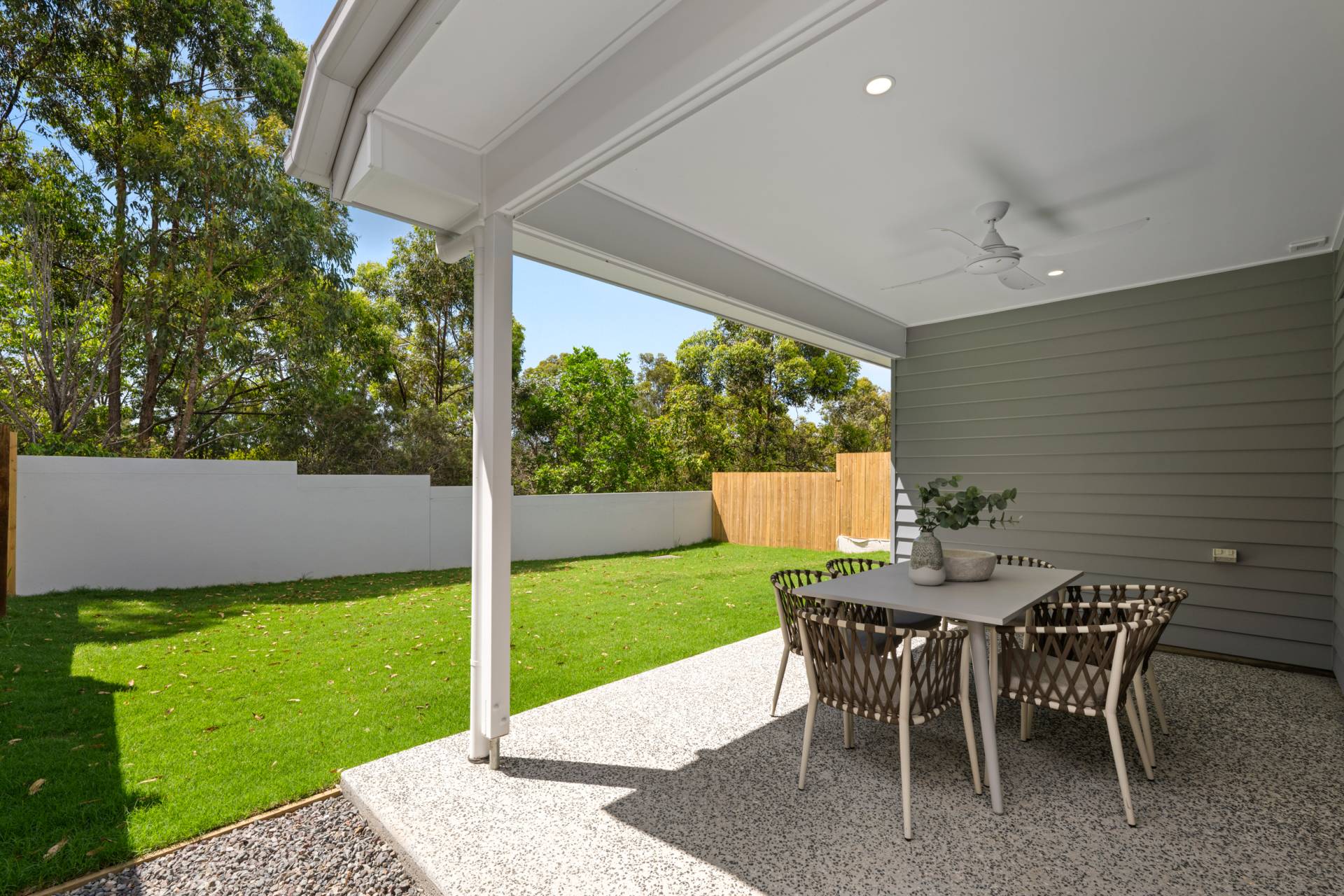18 Highpoint Place, Little Mountain - Thumbnail 2