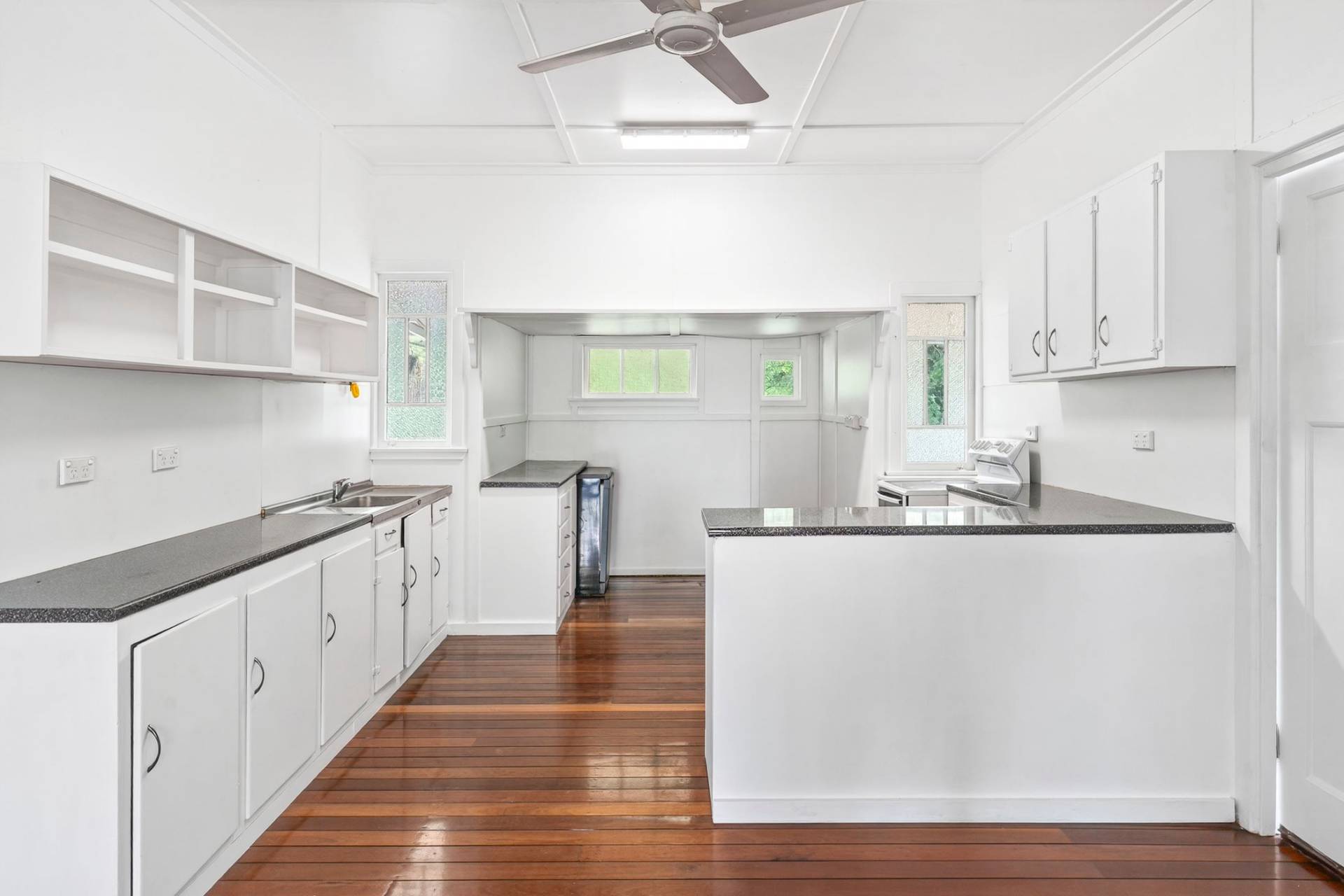 8 Anne Street, Kenilworth - Thumbnail 3
