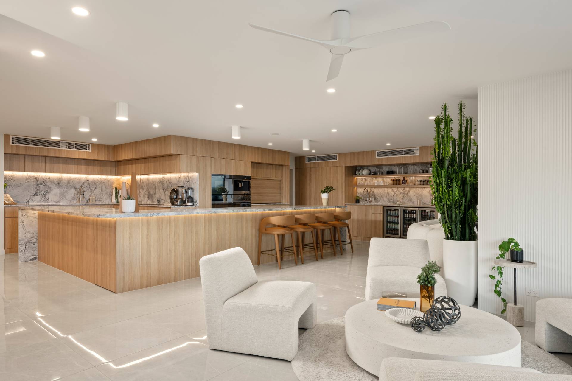 2502/19 Kombi Street, Bokarina - Image 1