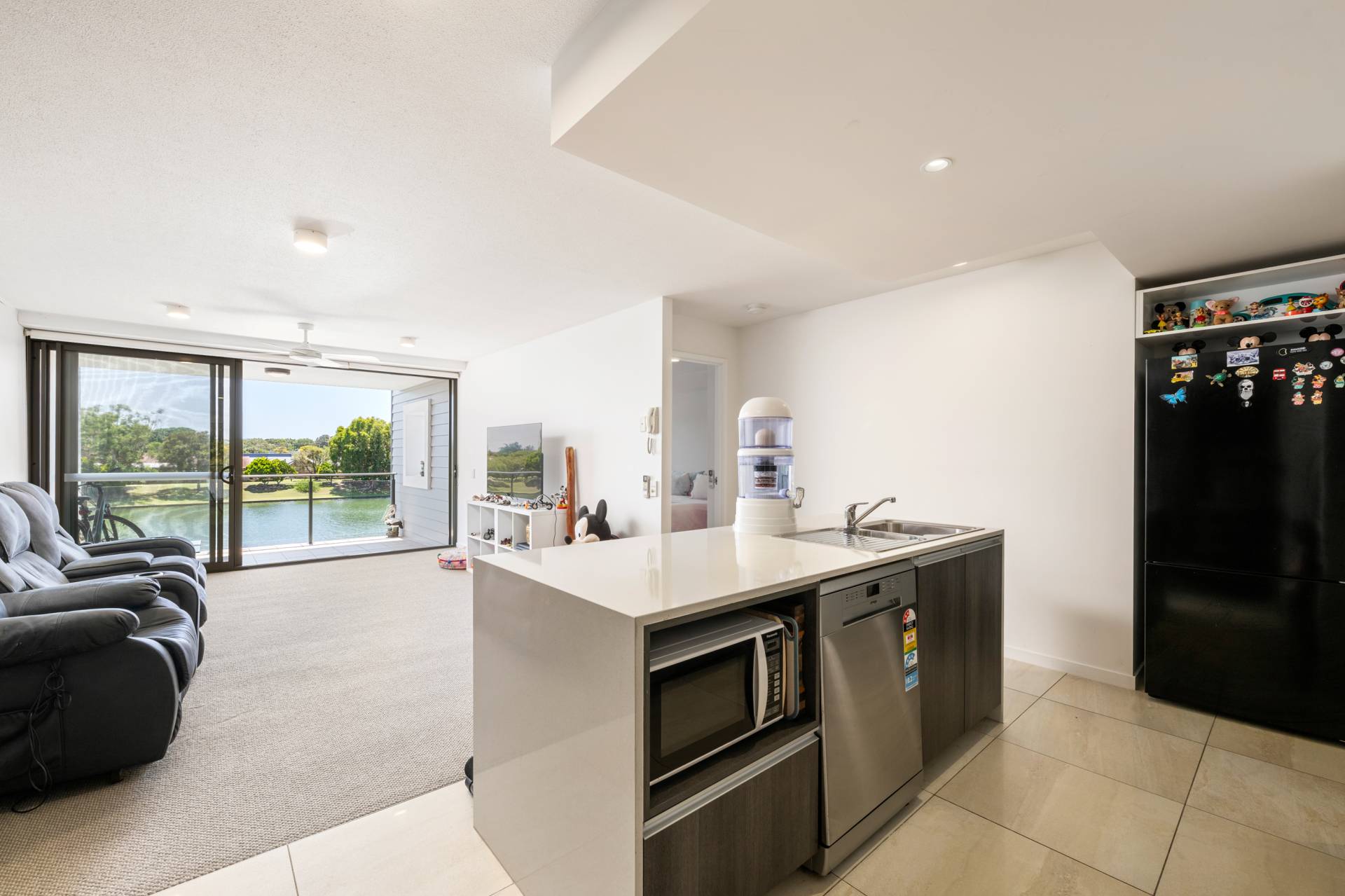 213/1 Fiji Court, Parrearra - Thumbnail 4