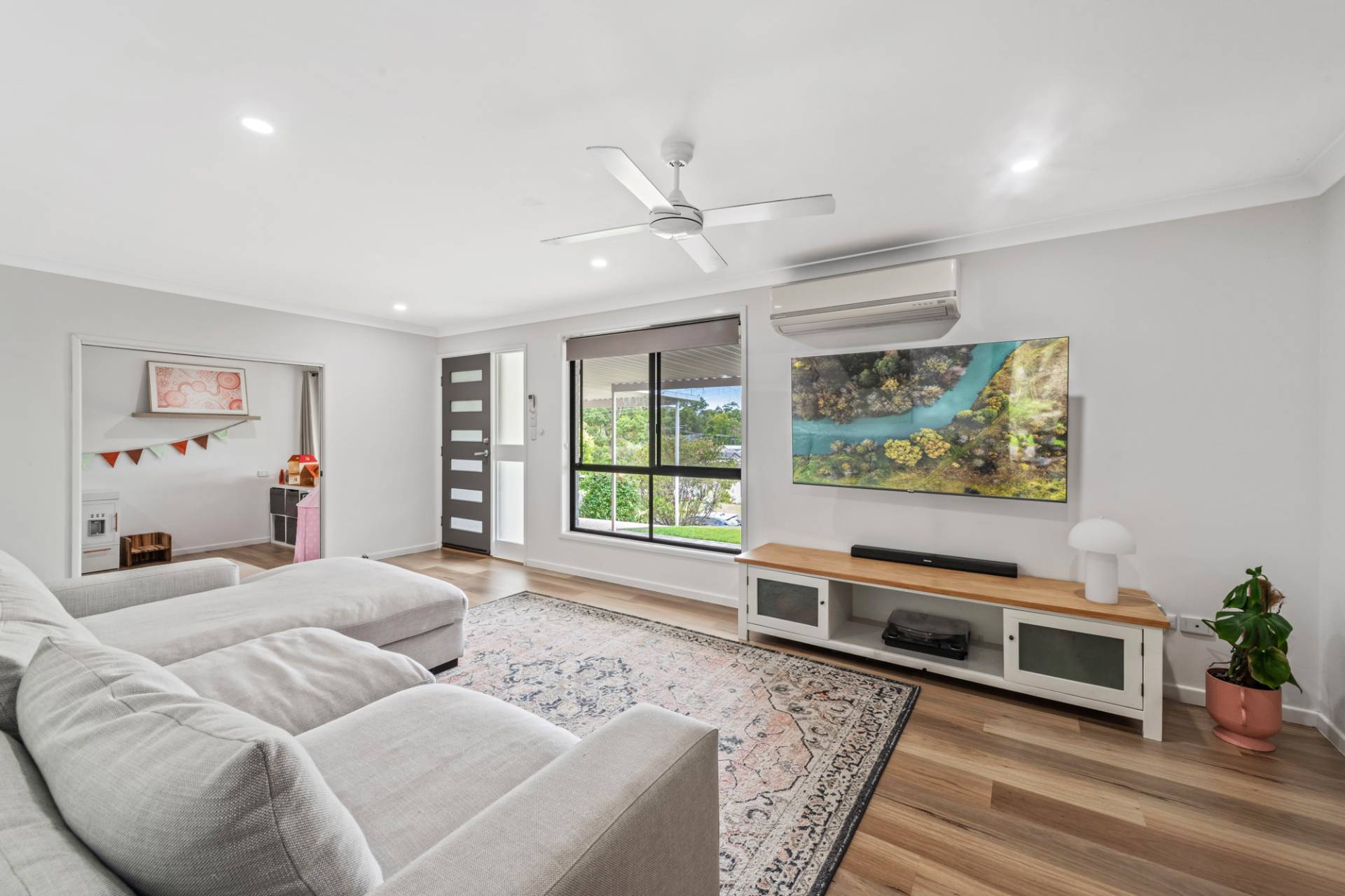 45 Normandy Crescent, Aroona - Image 1