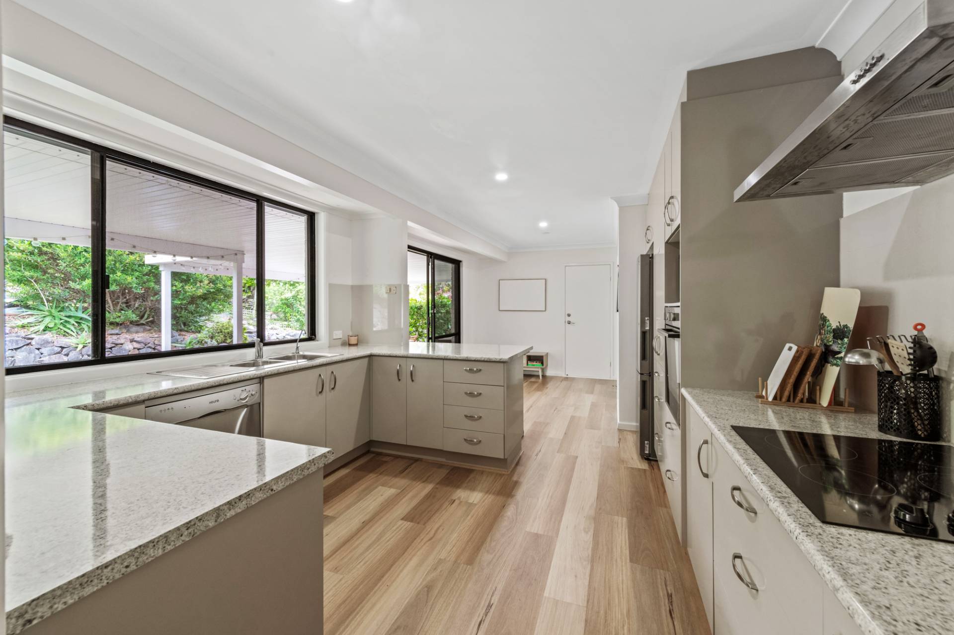 45 Normandy Crescent, Aroona - Thumbnail 6
