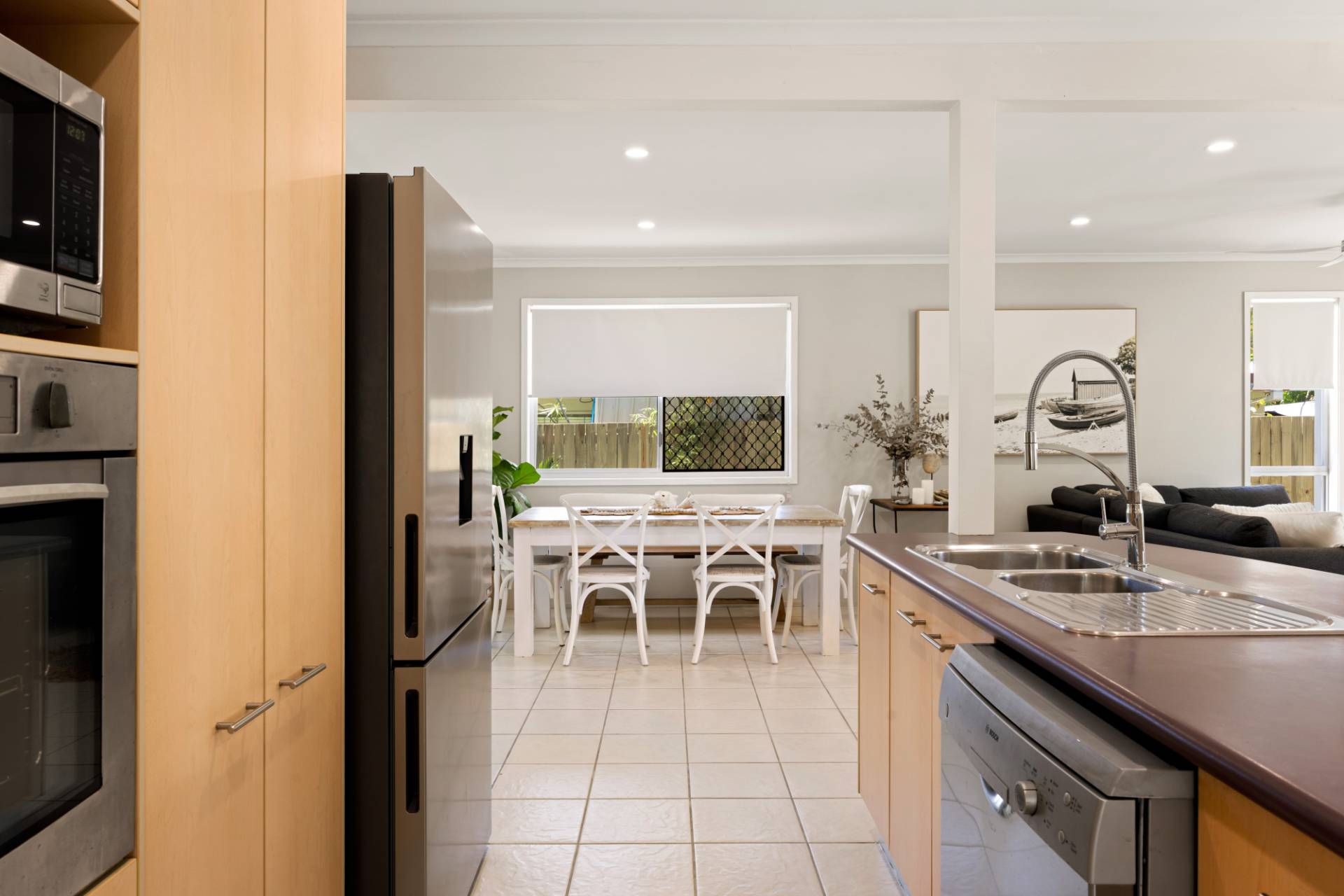 27 Yoomba Crescent, Alexandra Headland - Thumbnail 6