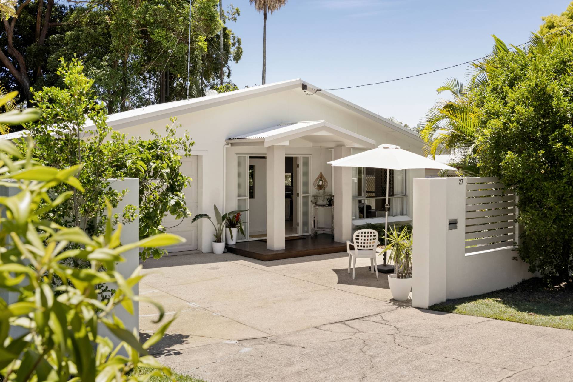 27 Yoomba Crescent, Alexandra Headland - Thumbnail 3