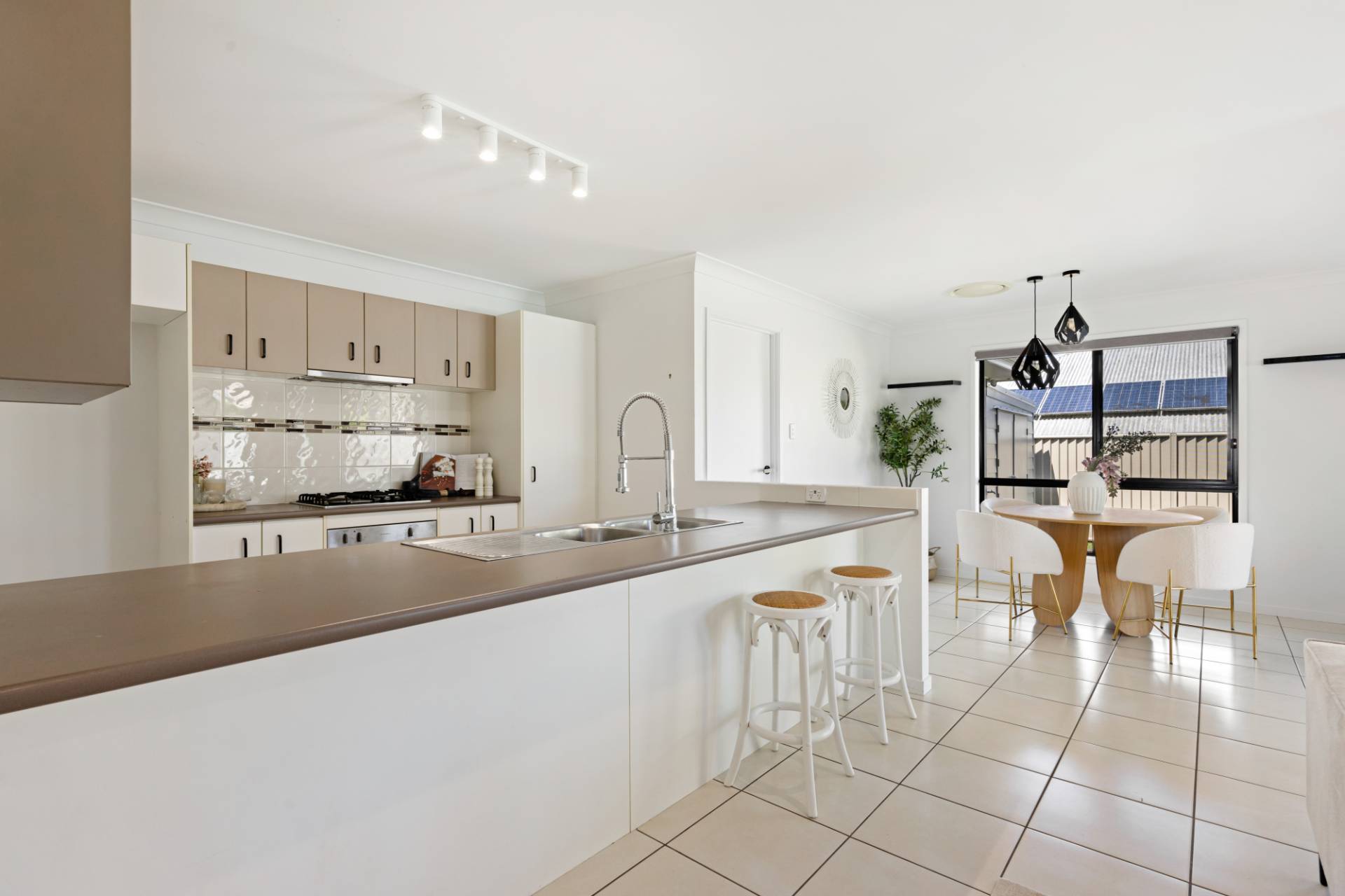 13 Crows Ash Place, Kuluin - Thumbnail 3