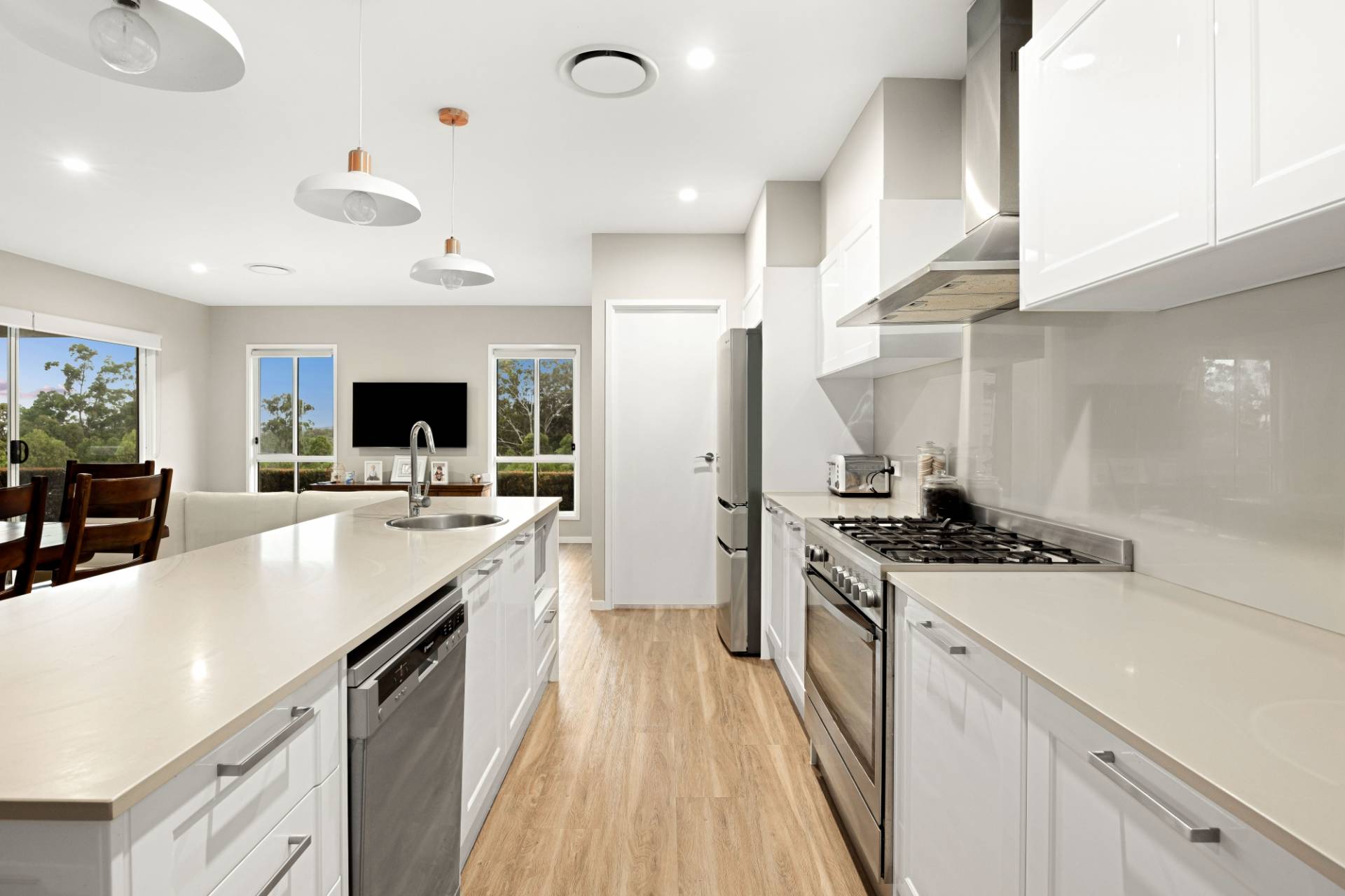 21 Kingfisher Crescent, Palmview - Thumbnail 8