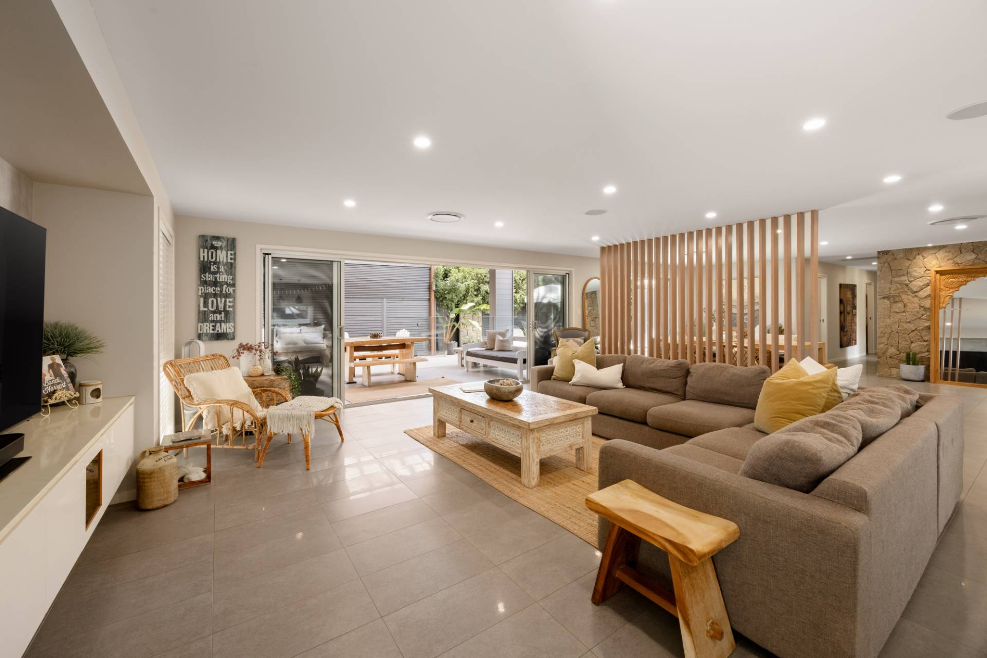 15 Richmond Place, Minyama - Thumbnail 3