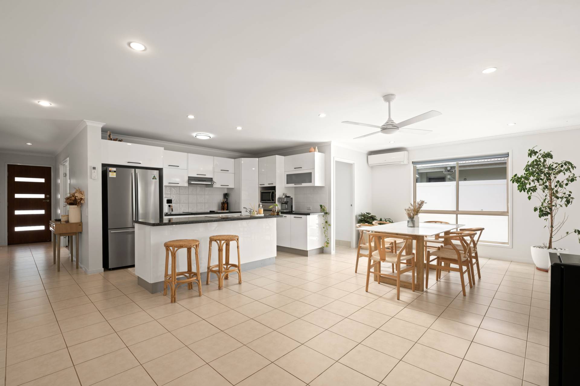 12 Rollins Street, Sippy Downs - Thumbnail 5