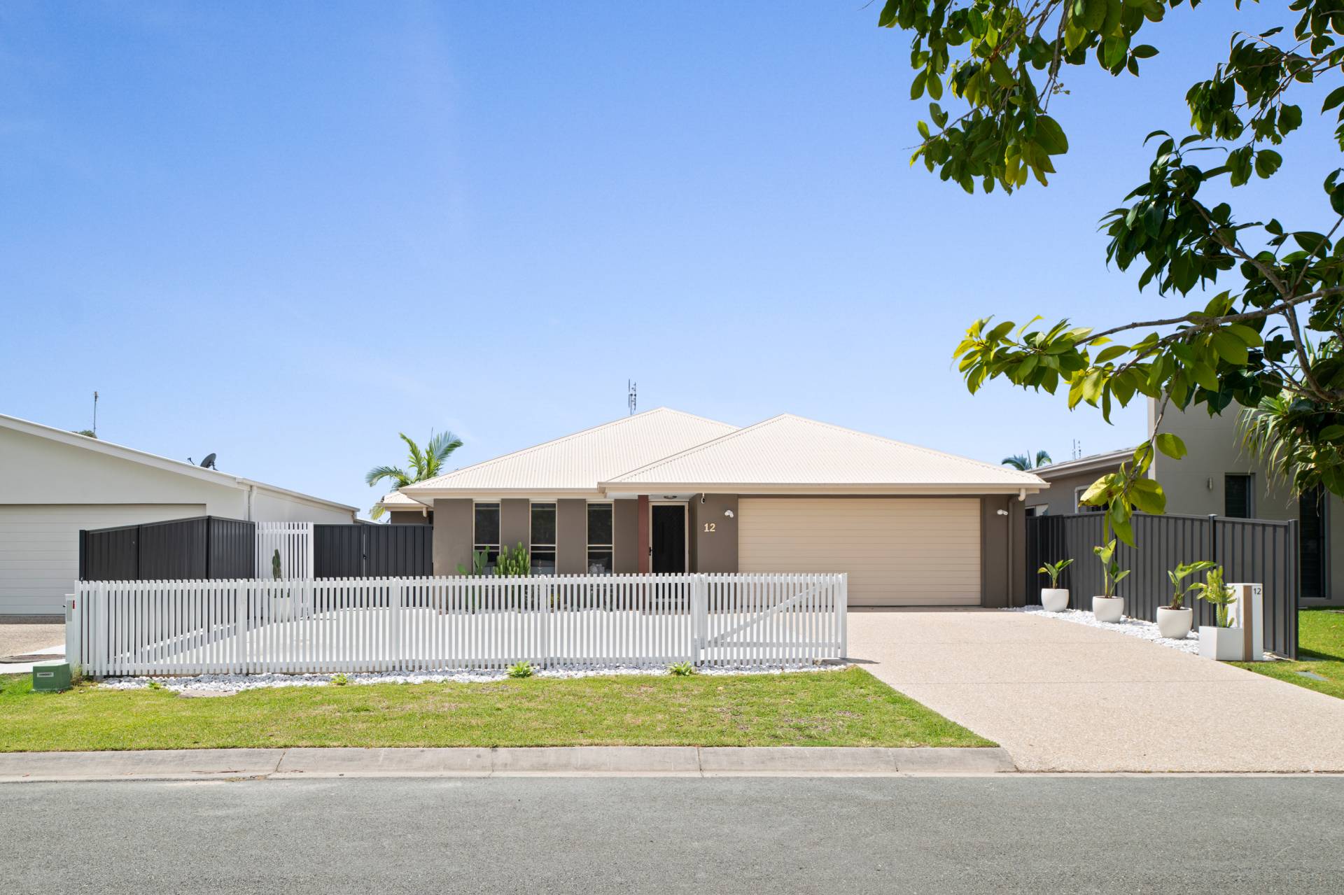 12 Rollins Street, Sippy Downs - Thumbnail 2