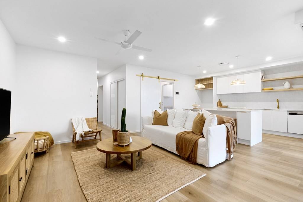 44 Hart Crescent, Nirimba - Thumbnail 4