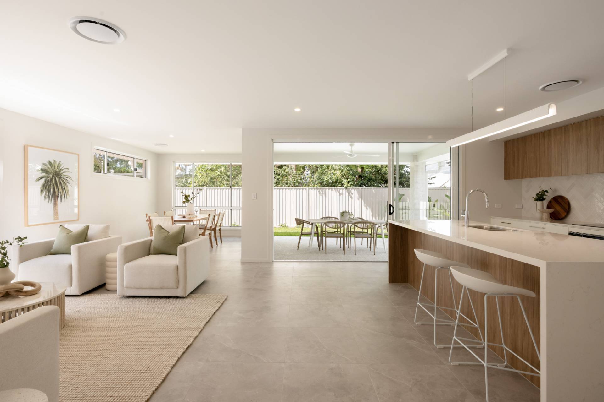 19 Anthony Avenue, Mooloolaba - Thumbnail 4