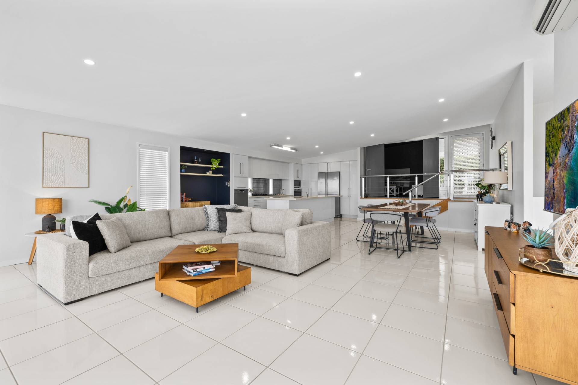 5 Ocean View Place, Aroona - Thumbnail 4