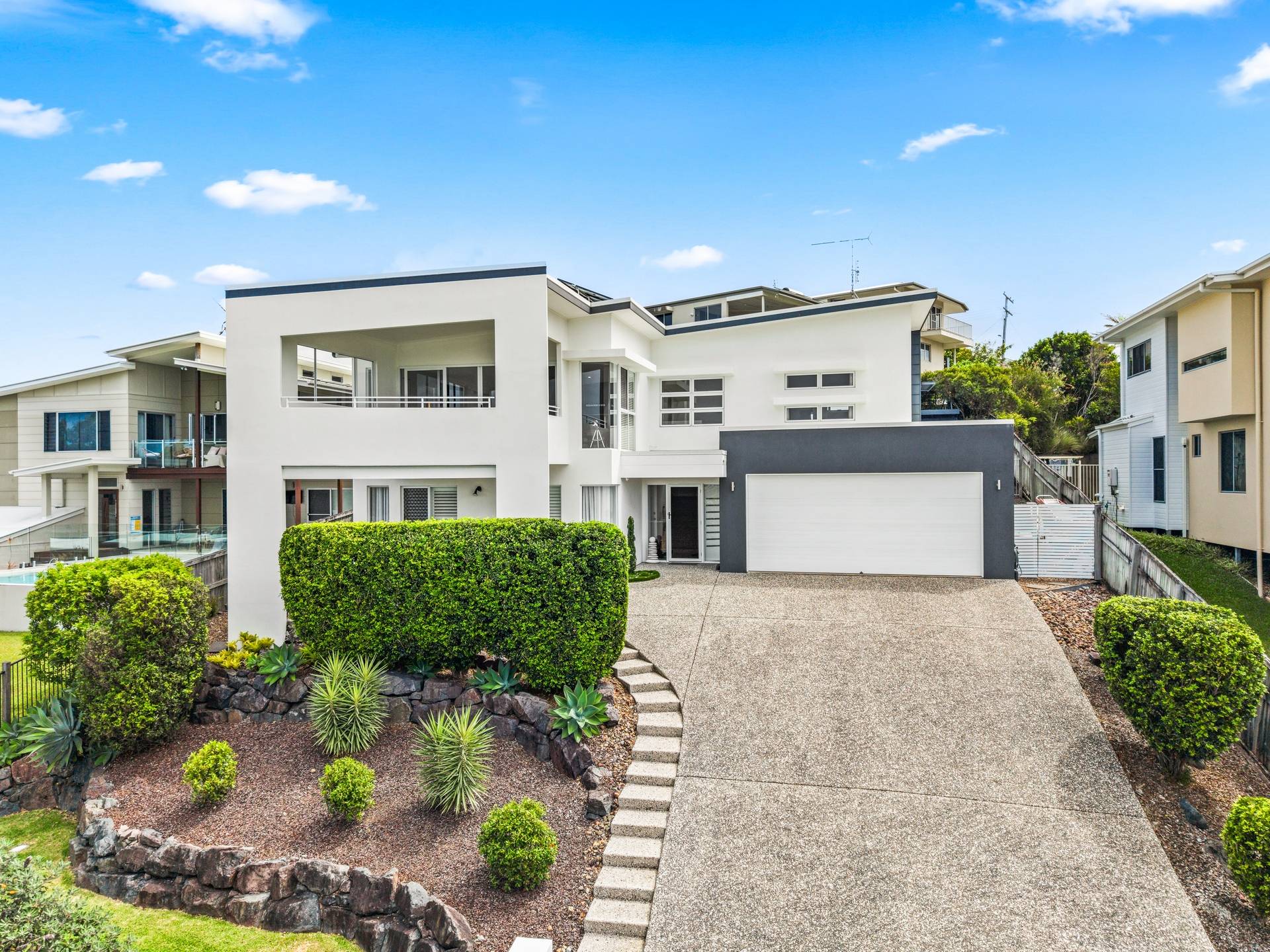 5 Ocean View Place, Aroona - Thumbnail 2