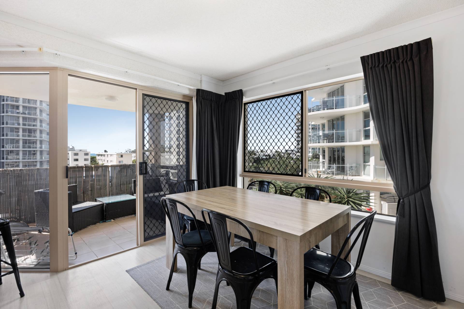 12/58-60 Sixth Avenue, Maroochydore - Thumbnail 2