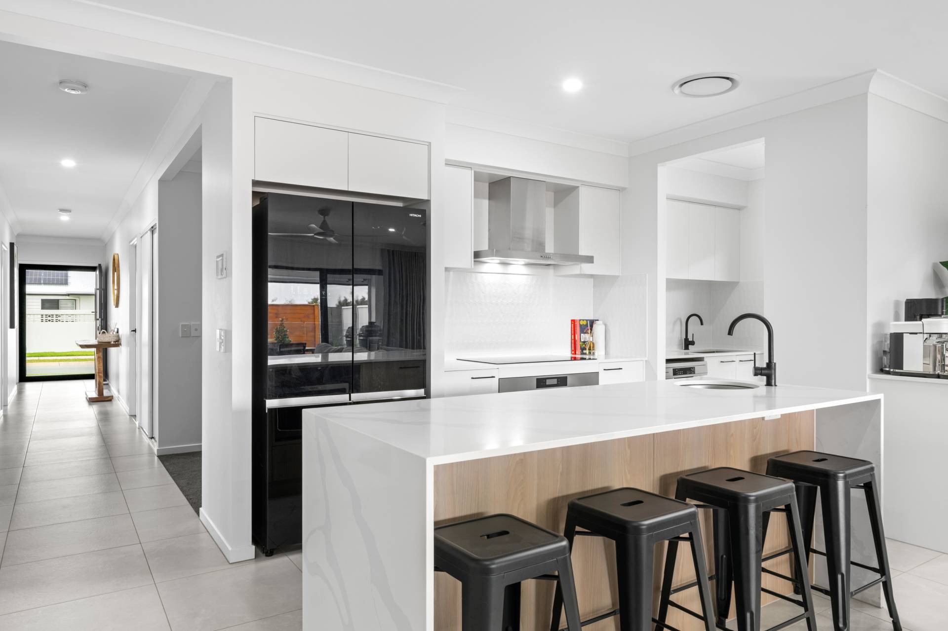 31 Cato Drive, Pelican Waters - Thumbnail 4