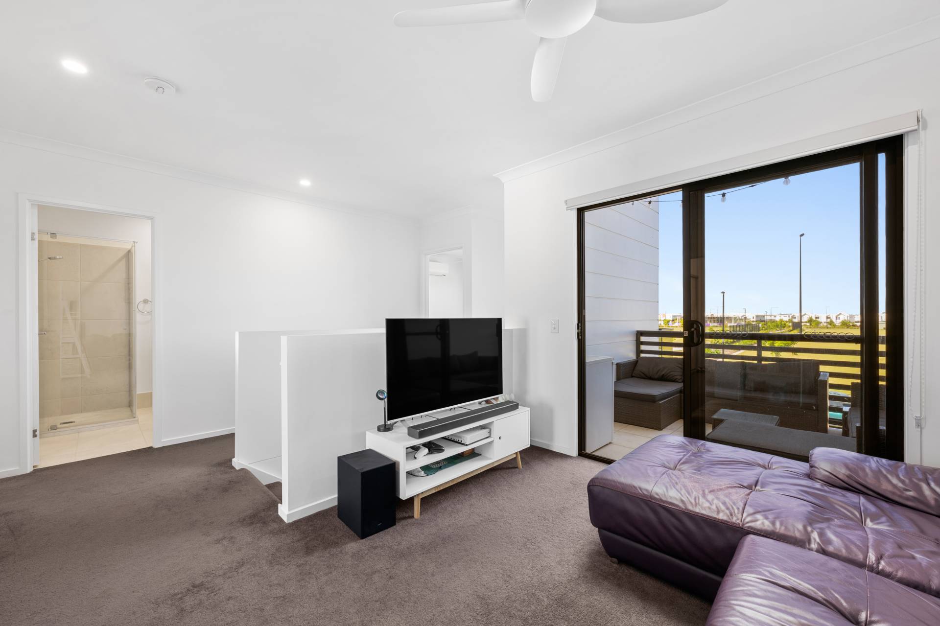 63 Sunflower Crescent, Nirimba - Thumbnail 7