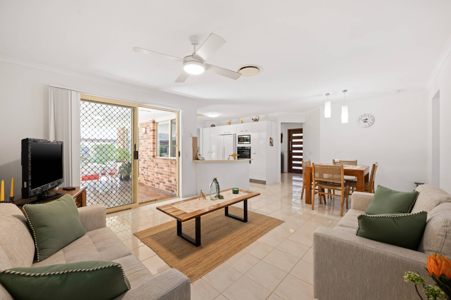 13 Prestwick Court, Tewantin - Thumbnail 2