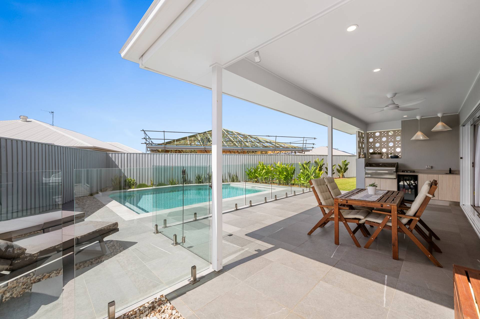 13 Napier Crescent, Banya - Thumbnail 8
