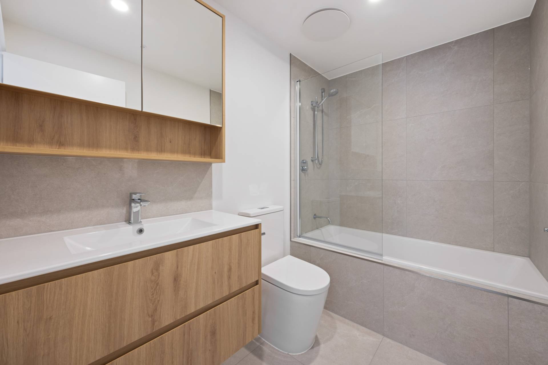 302/11 Waterside Retreat, Birtinya - Thumbnail 8